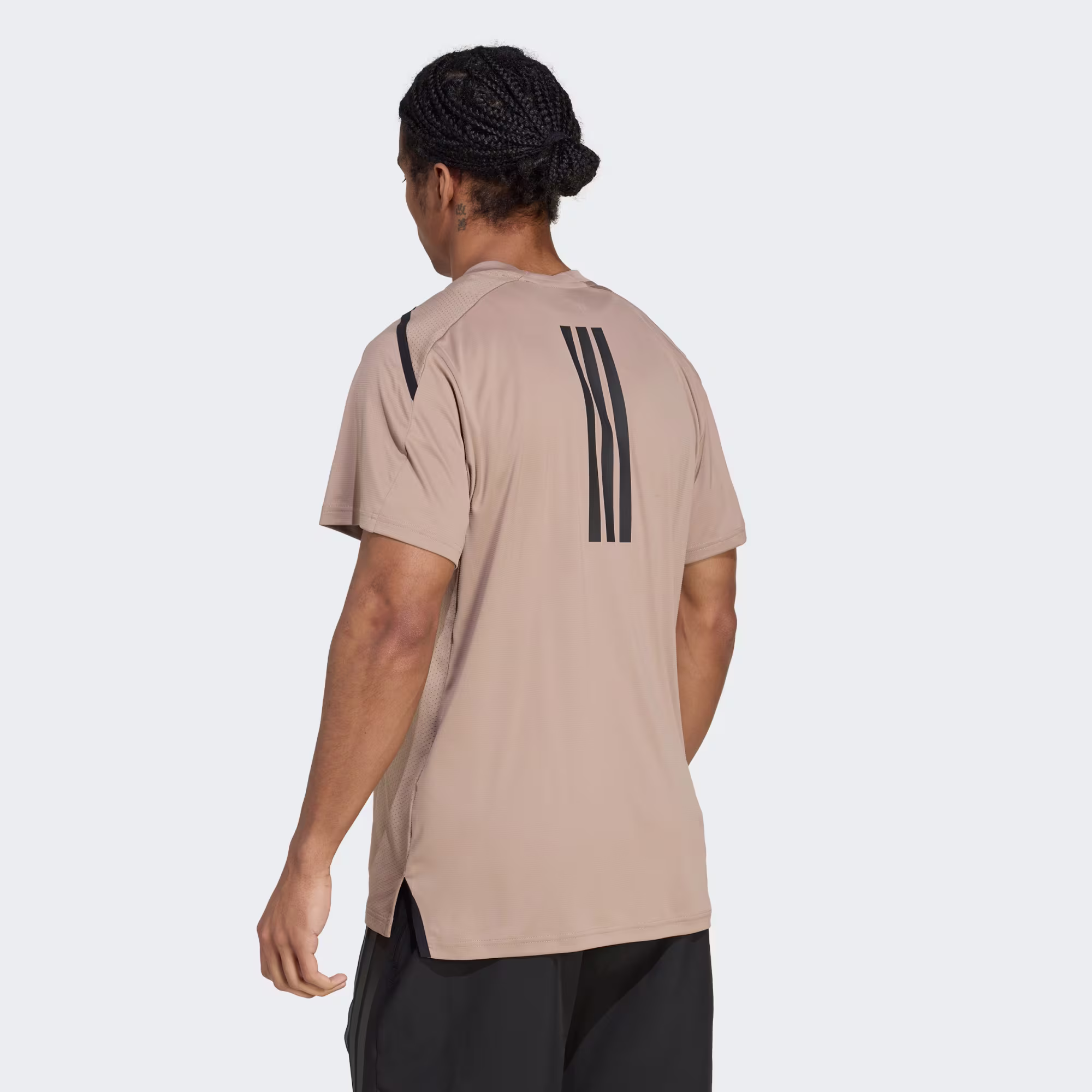 Adidas მამაკაცის მაისური