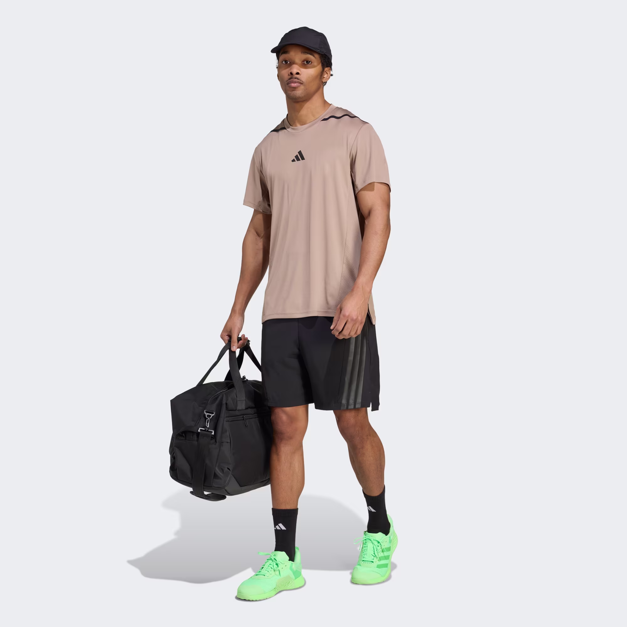 Adidas მამაკაცის მაისური