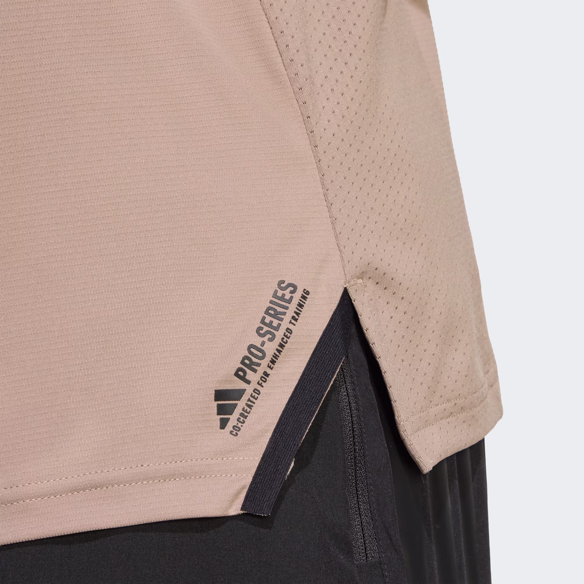 Adidas მამაკაცის მაისური