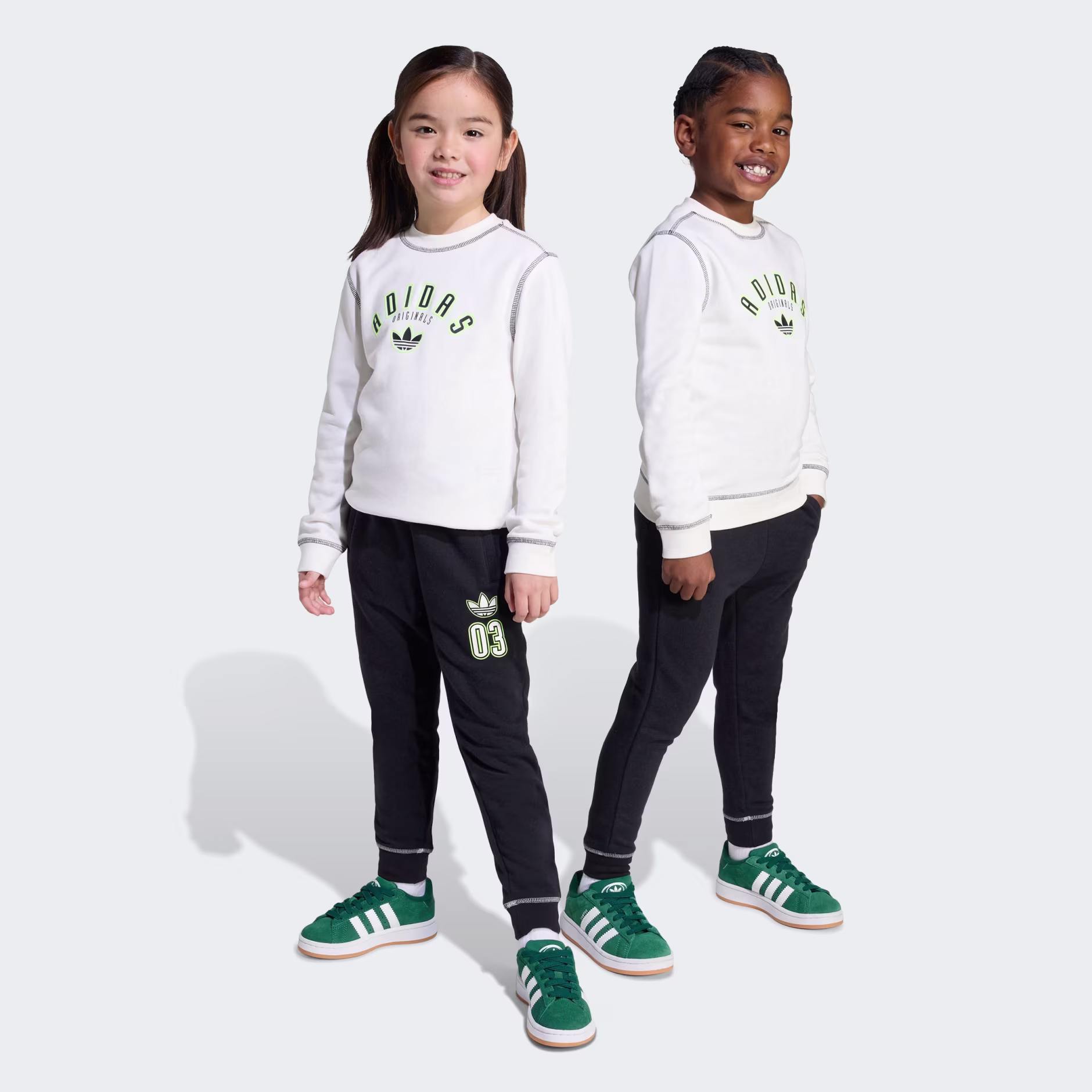 Adidas ბავშვის სპორტული კომპლექტი