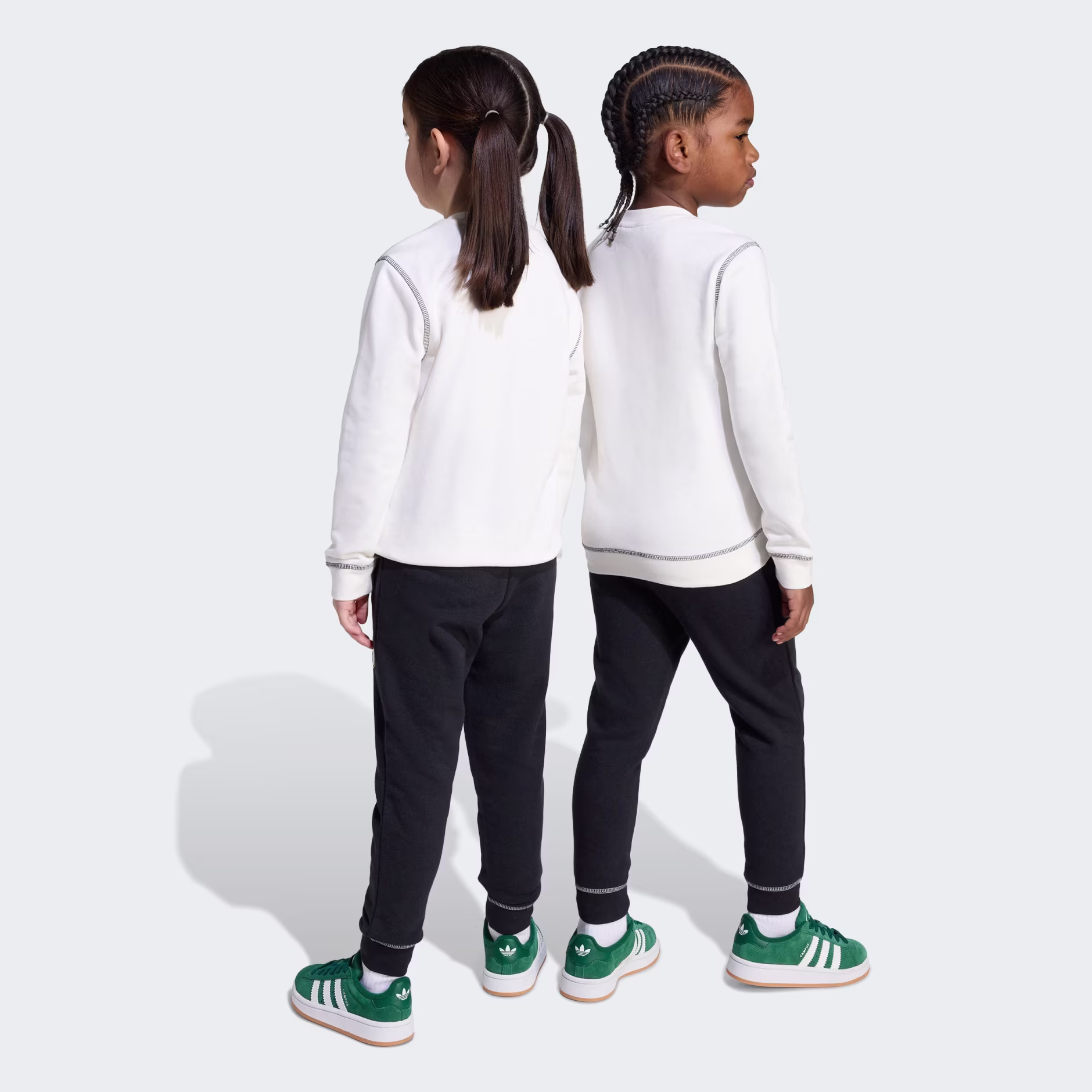 Adidas ბავშვის სპორტული კომპლექტი