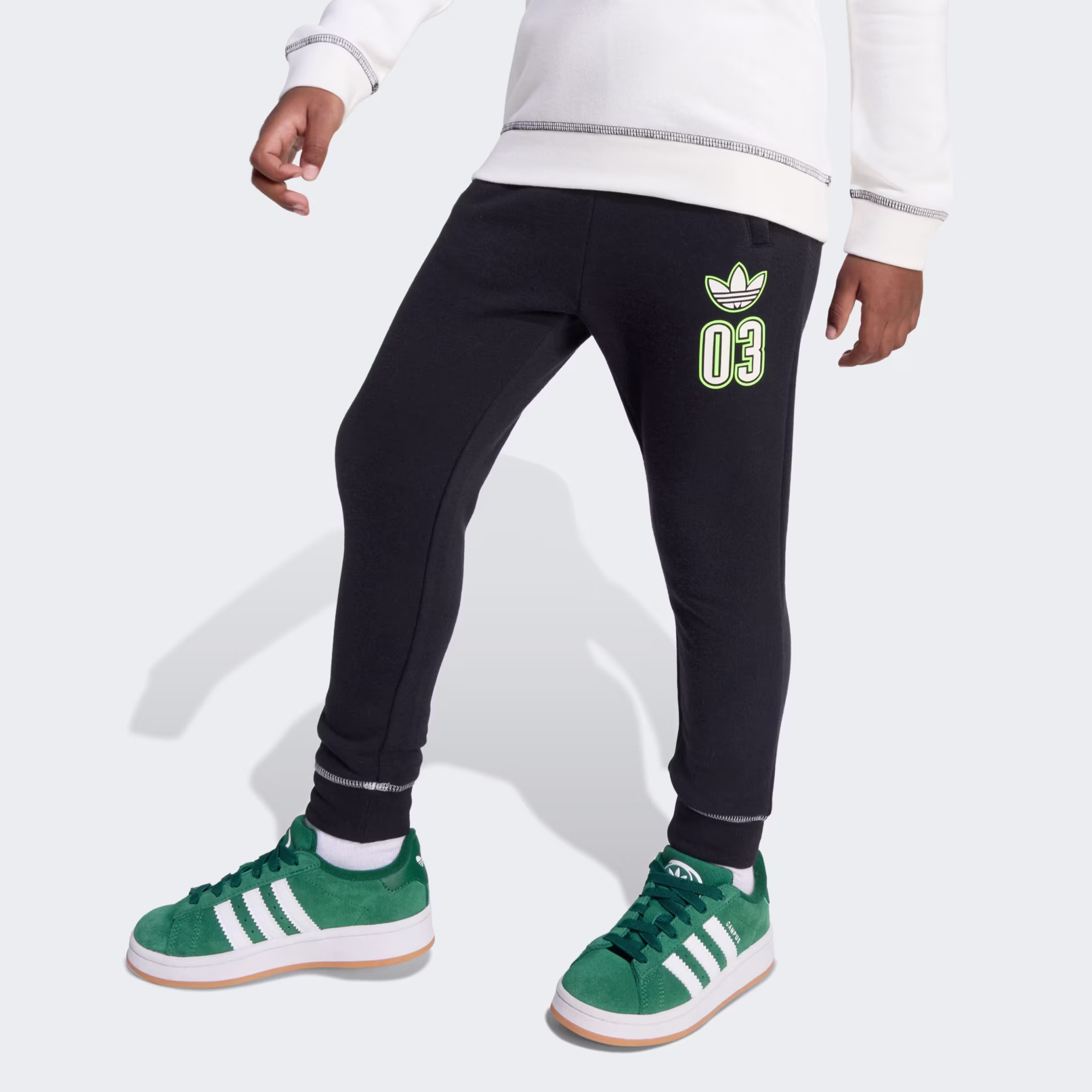Adidas ბავშვის სპორტული კომპლექტი