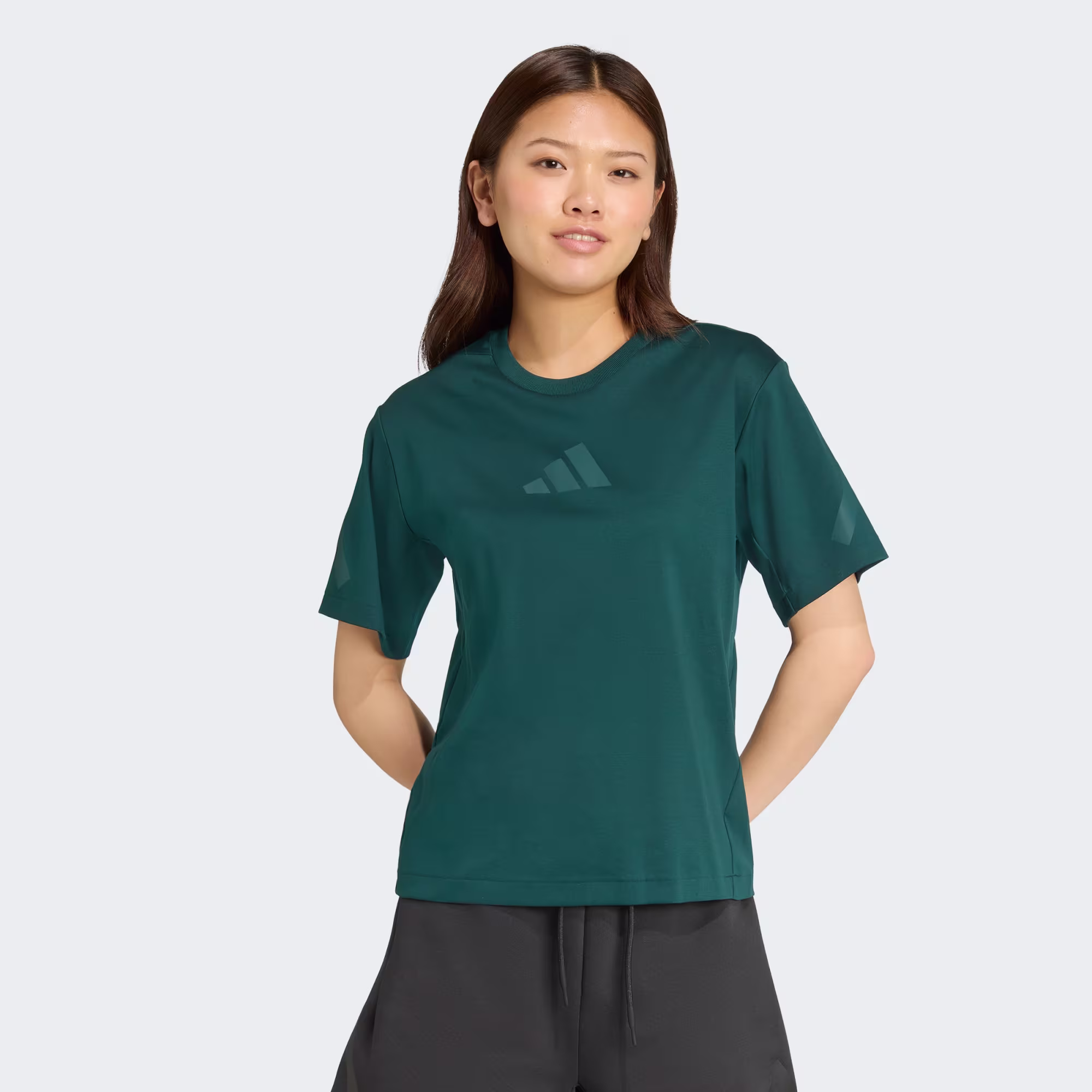 Adidas ქალის მაისური