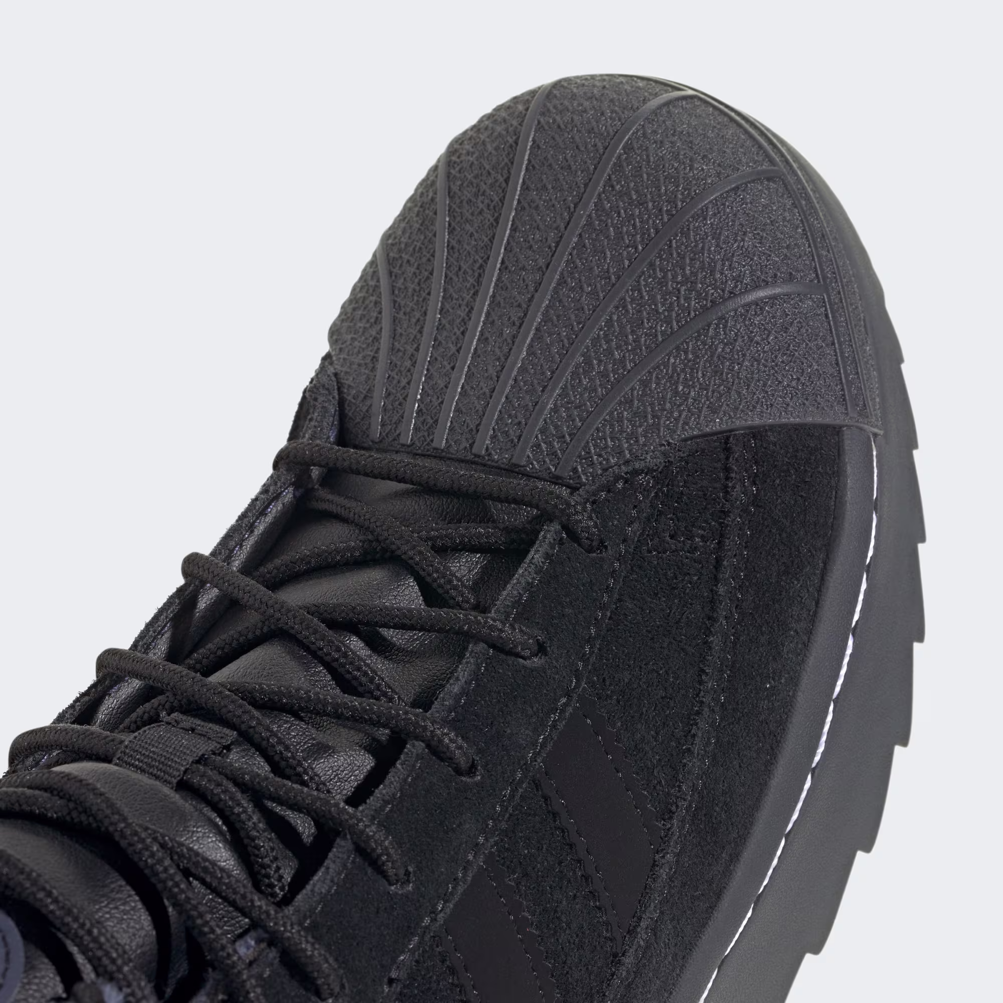 Adidas ბავშვის სპორტული ფეხსაცმელი