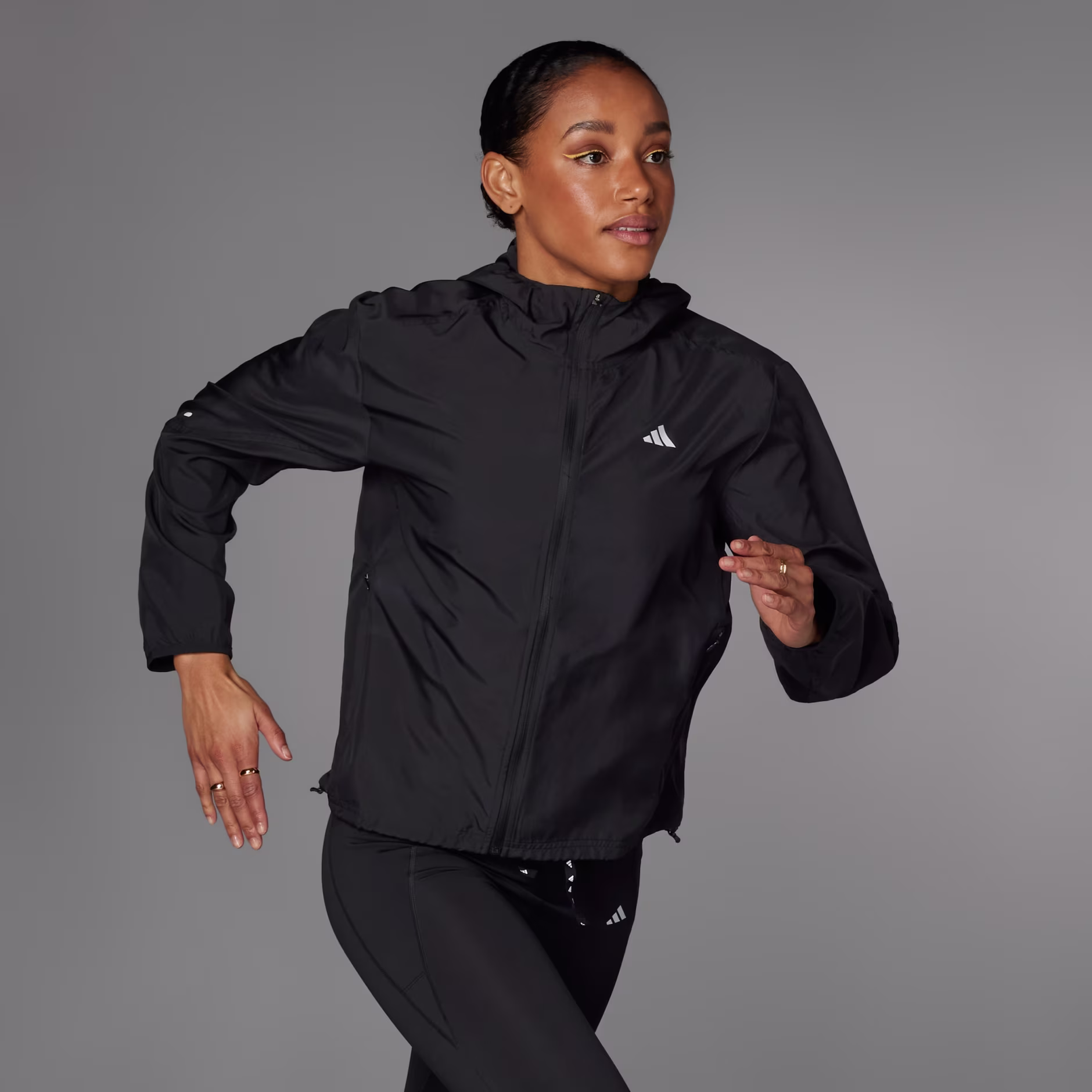 Adidas ქალის  ქურთუკი RUN IT JACKET