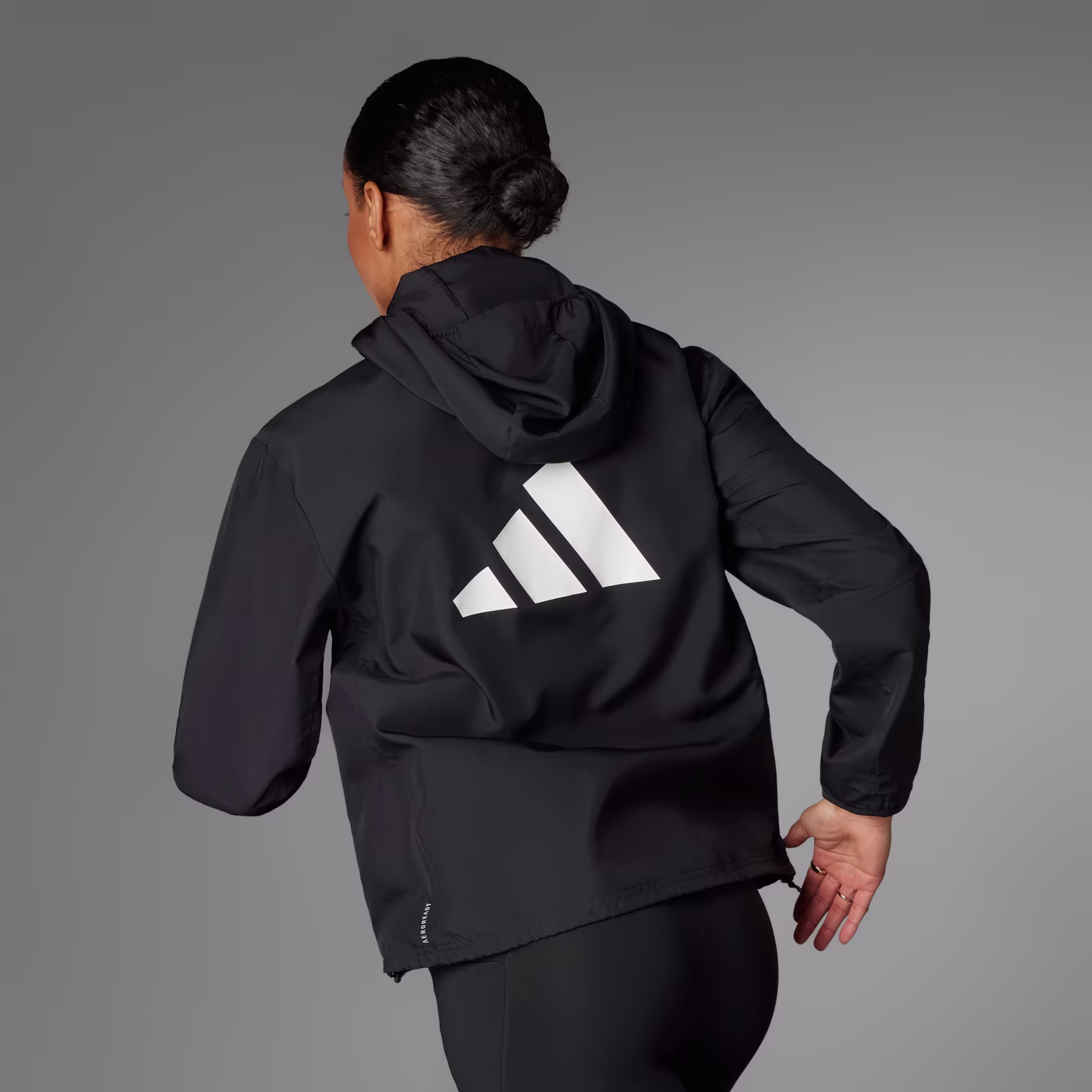 Adidas ქალის  ქურთუკი RUN IT JACKET