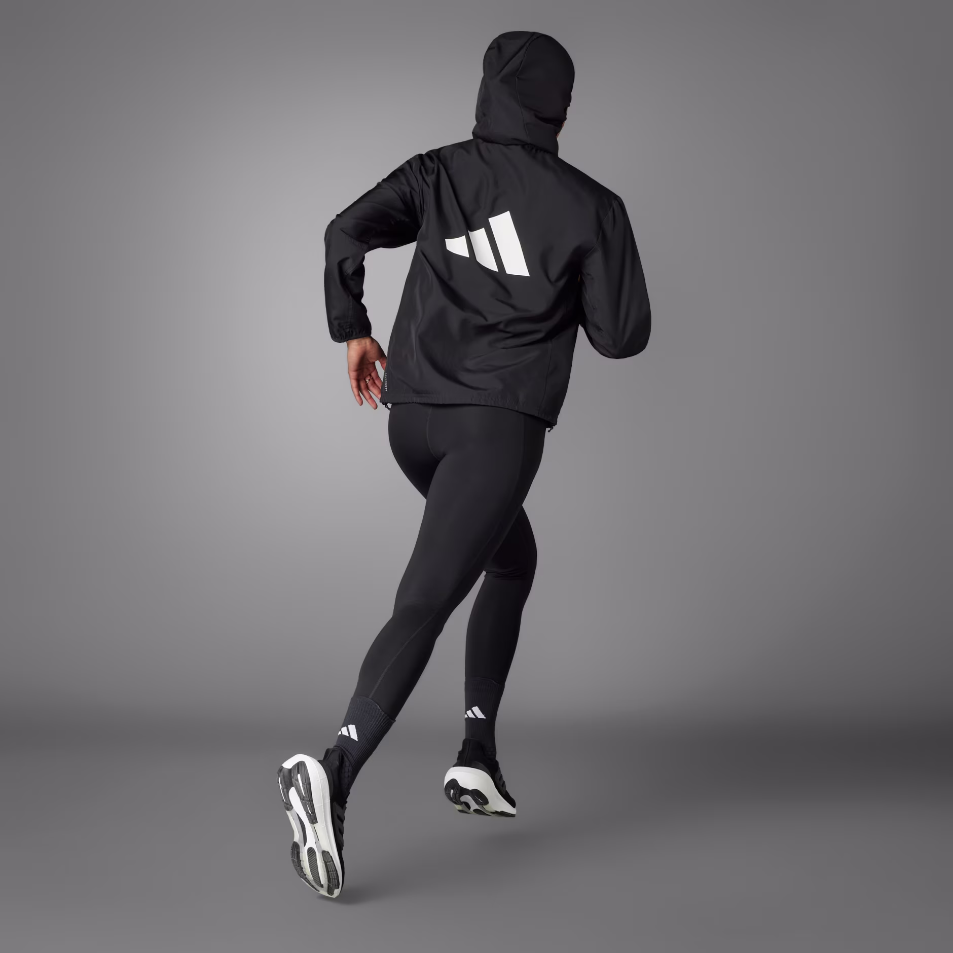 Adidas ქალის  ქურთუკი RUN IT JACKET