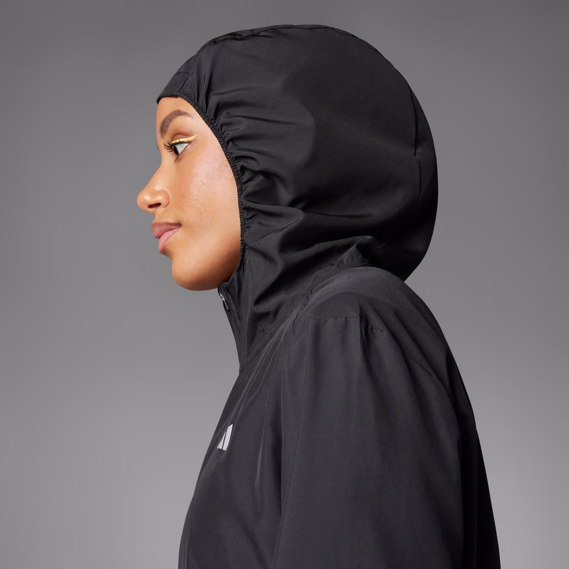 Adidas ქალის  ქურთუკი RUN IT JACKET