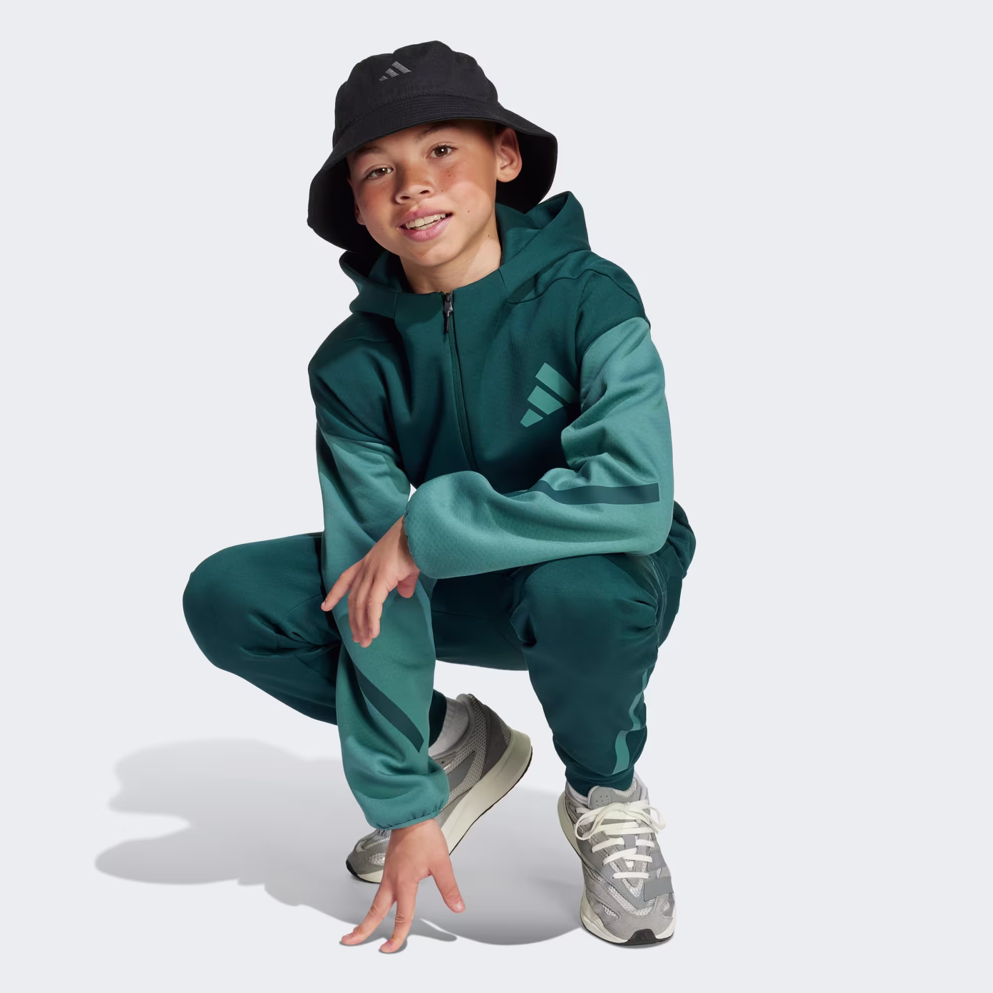 Adidas ბავშვის ჯემპრი