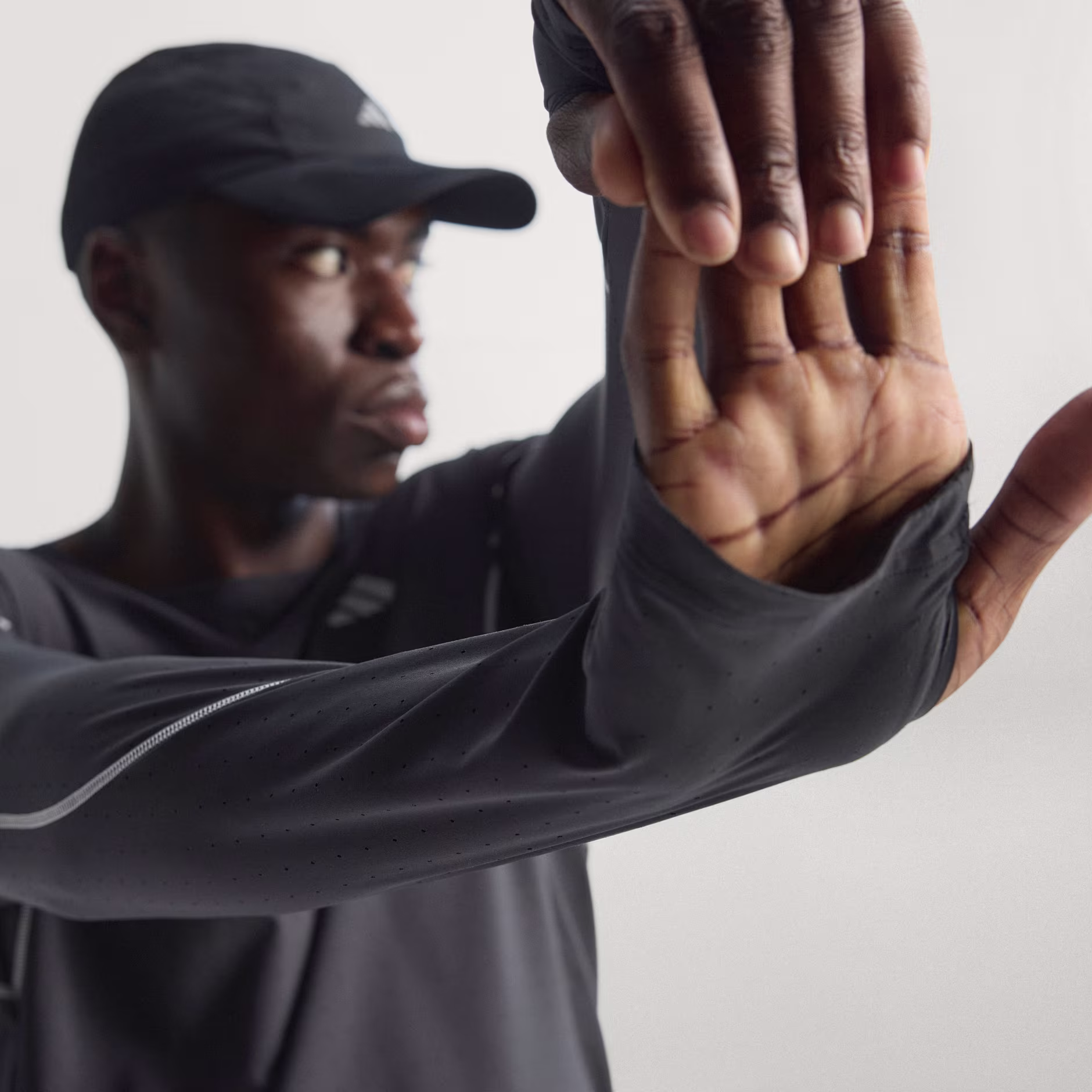 Adidas მამაკაცის ჯემპრი