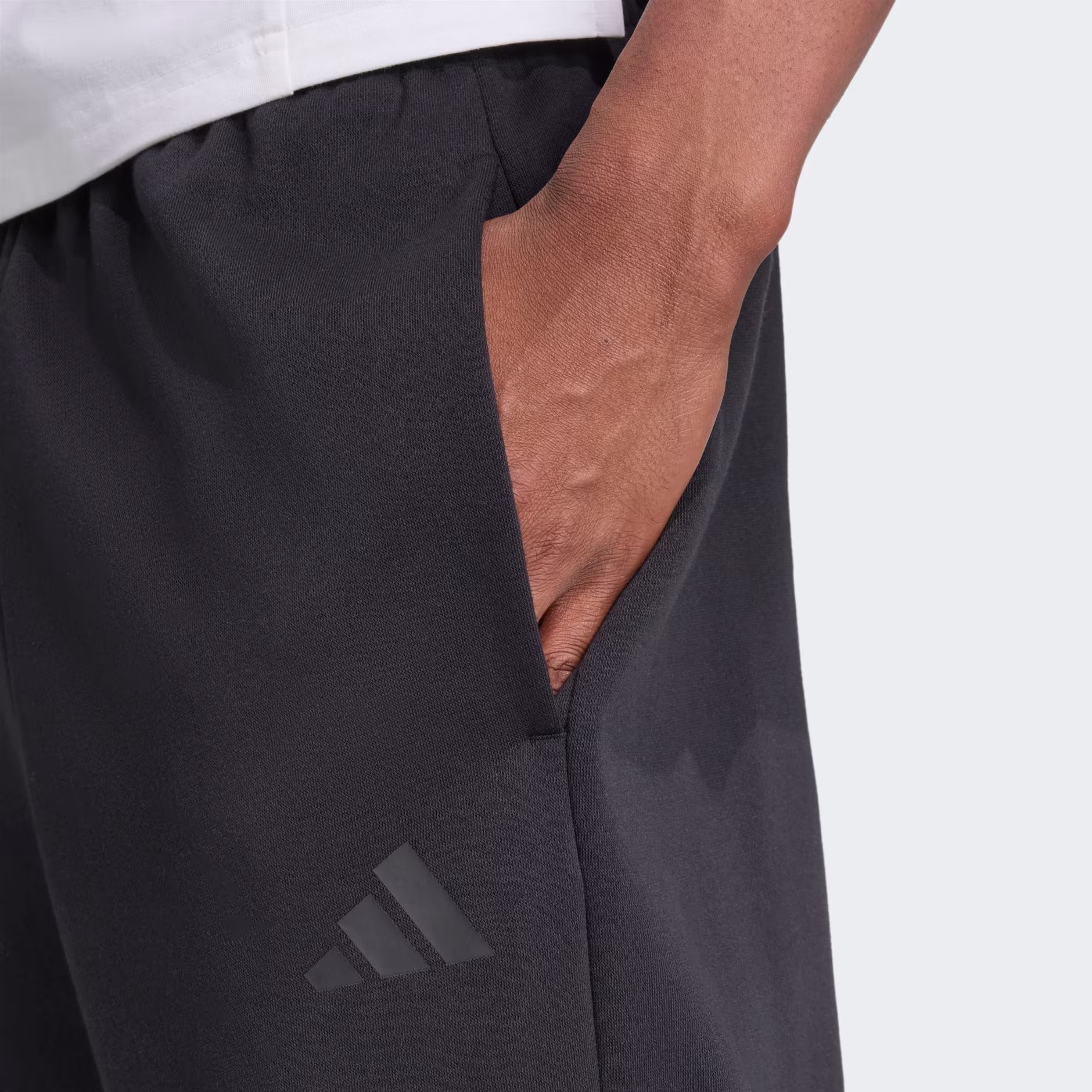 Adidas მამაკაცის შარვალი