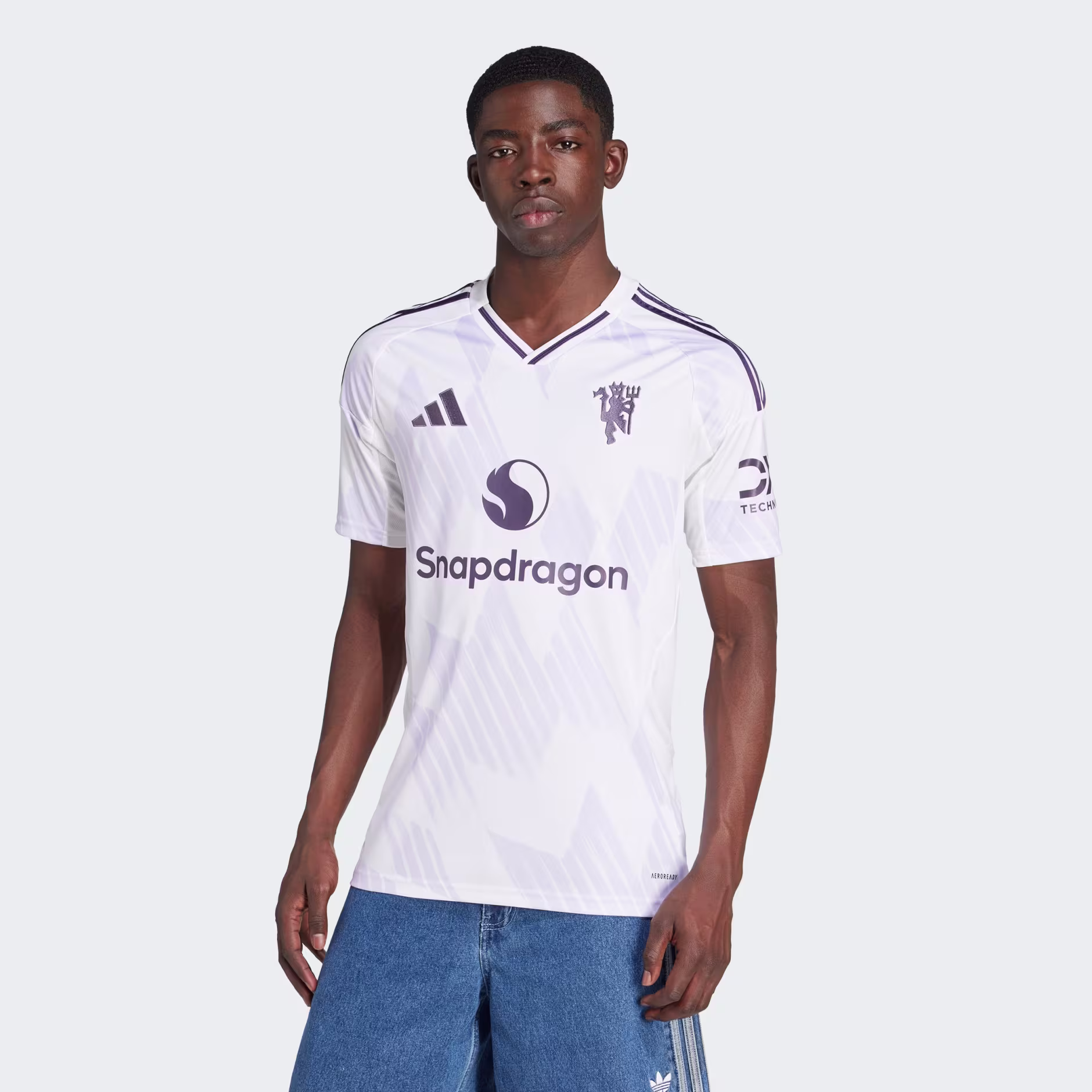 Adidas მამაკაცის მაისური