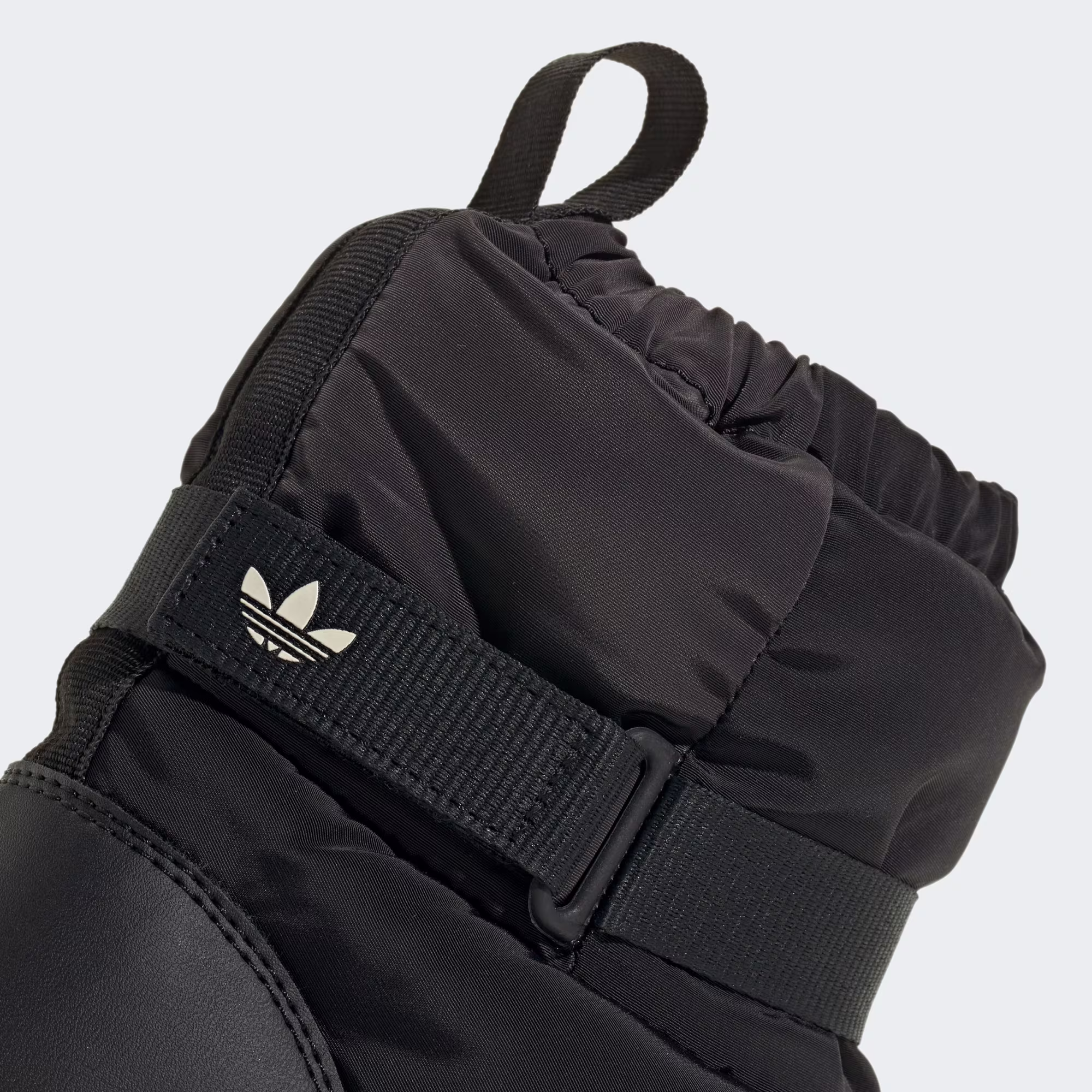 Adidas ბავშვის სპორტული ფეხსაცმელი