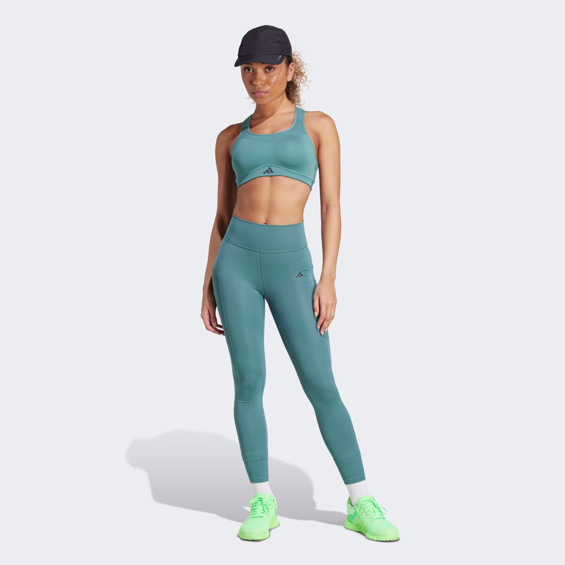 Adidas ქალის შარვალი