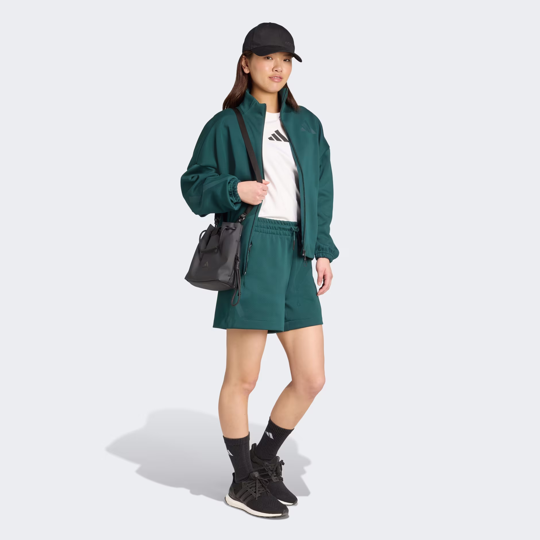 Adidas ქალის შორტი