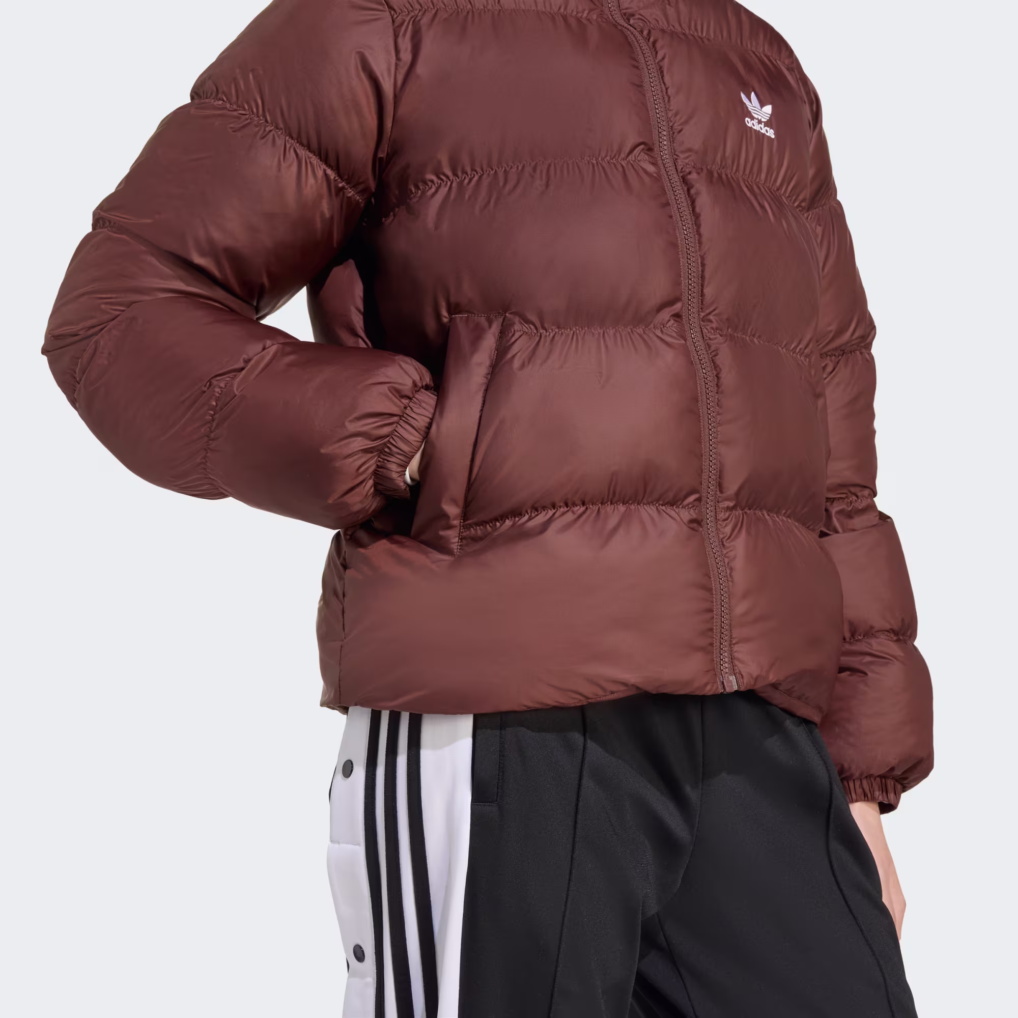 Adidas ქალის  ქურთუკი