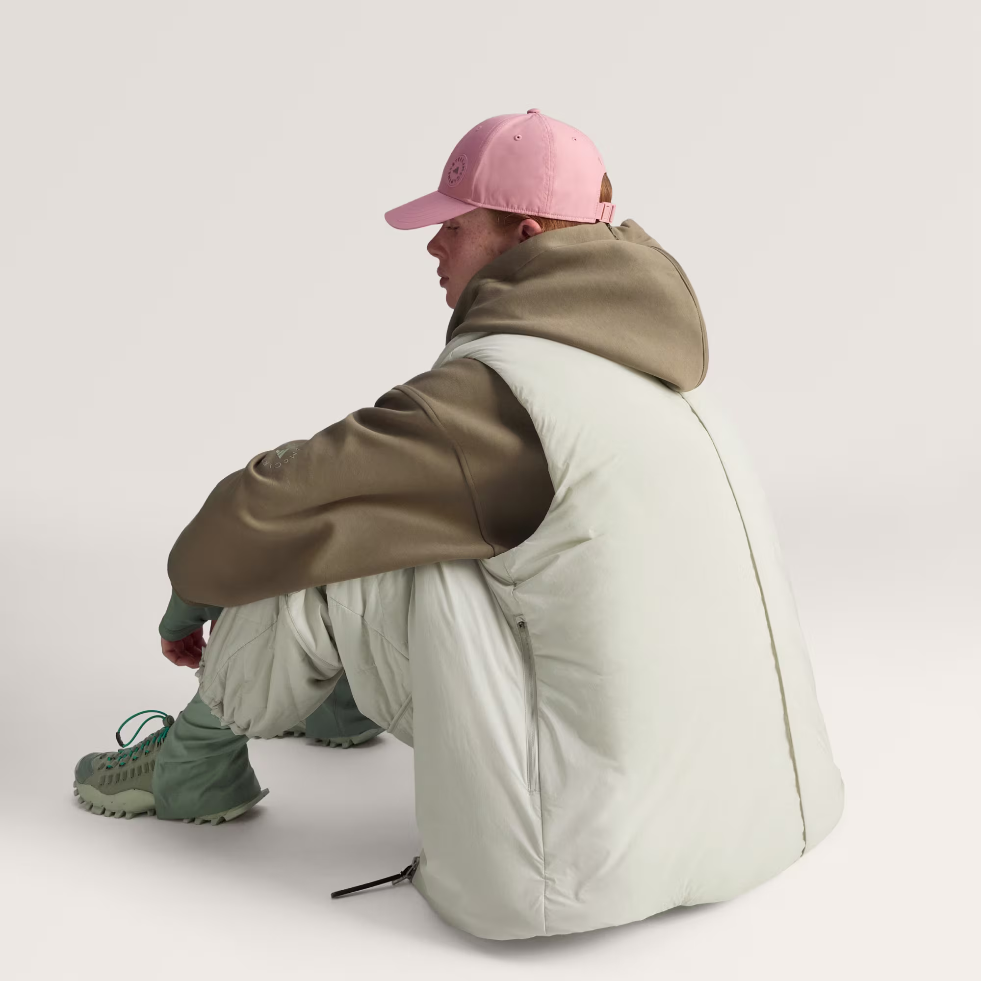 Adidas ქალის  ქურთუკი