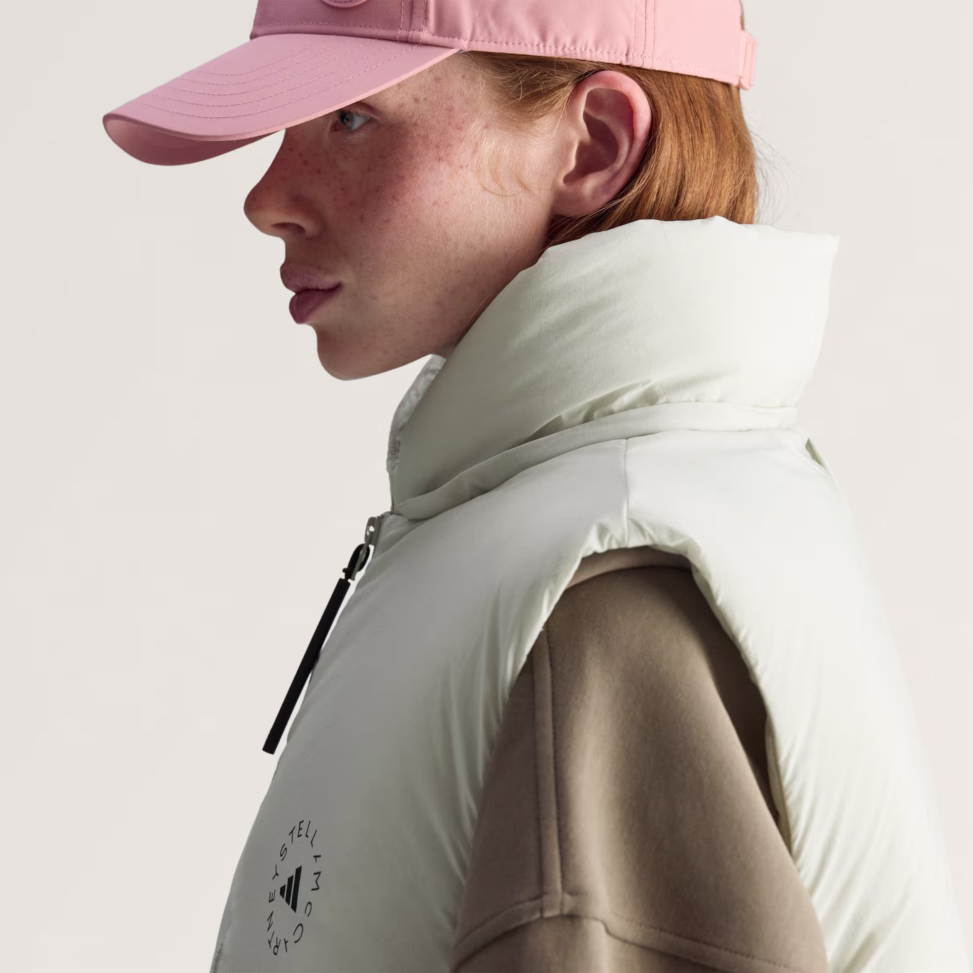 Adidas ქალის  ქურთუკი