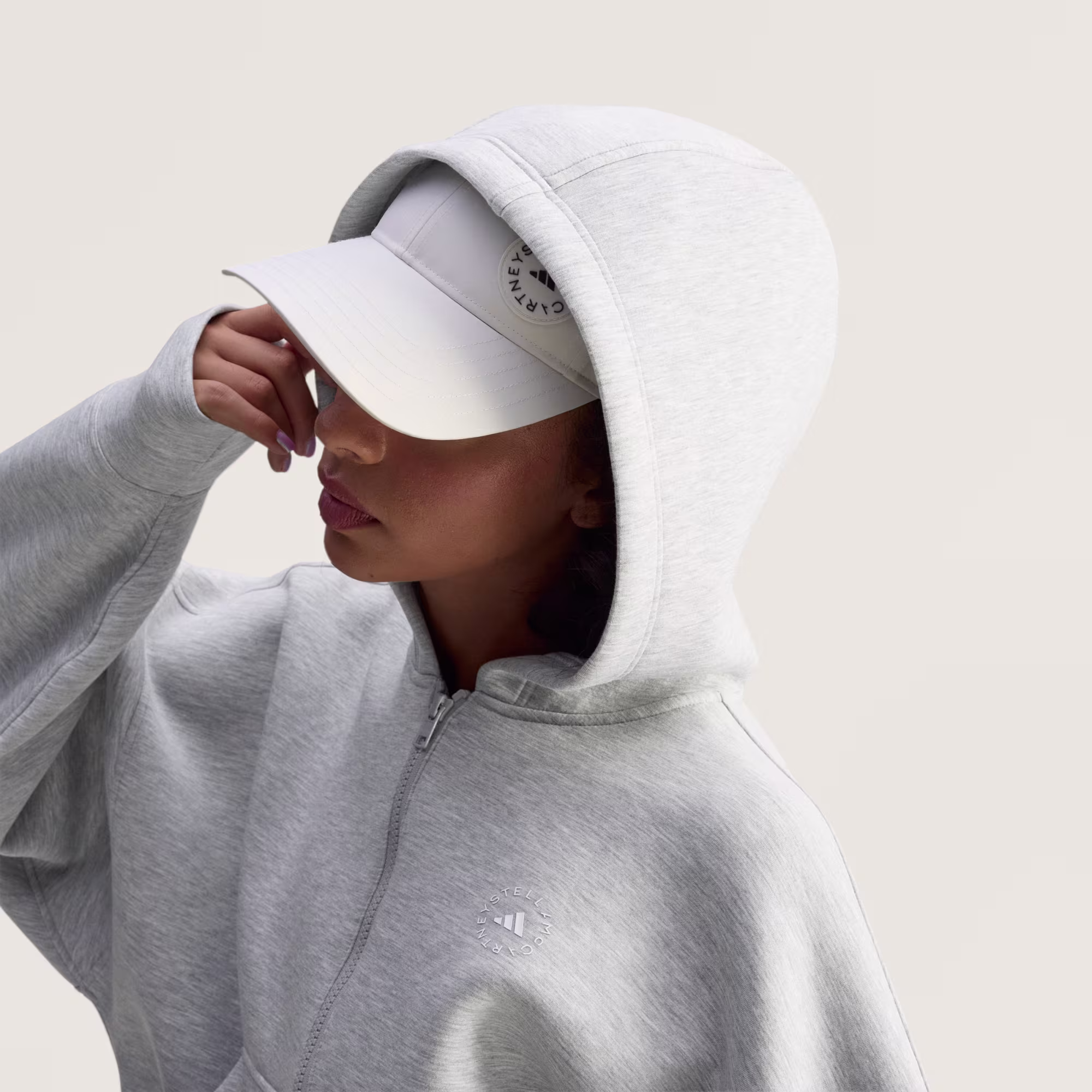 Adidas ქალის ჯემპრი