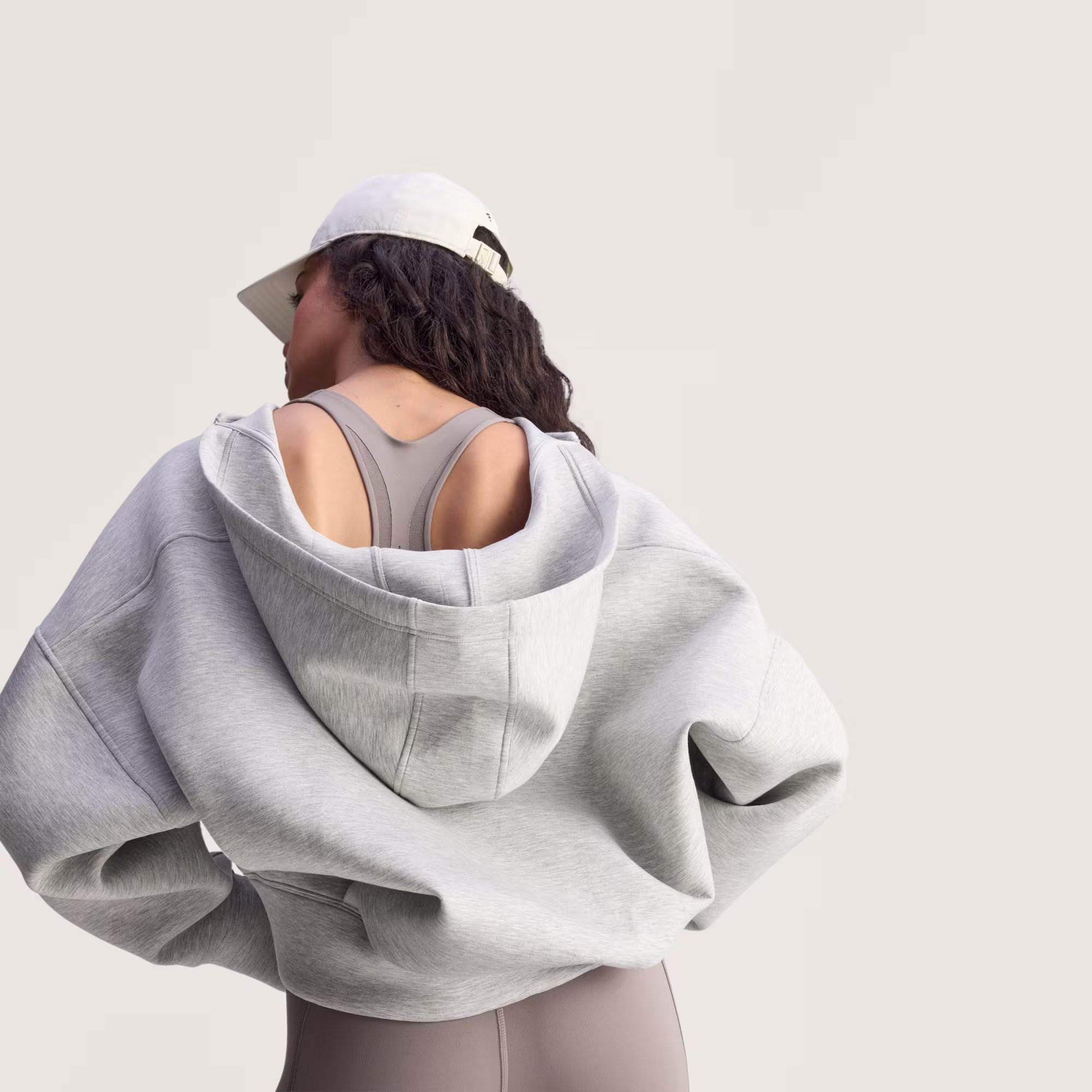 Adidas ქალის ჯემპრი