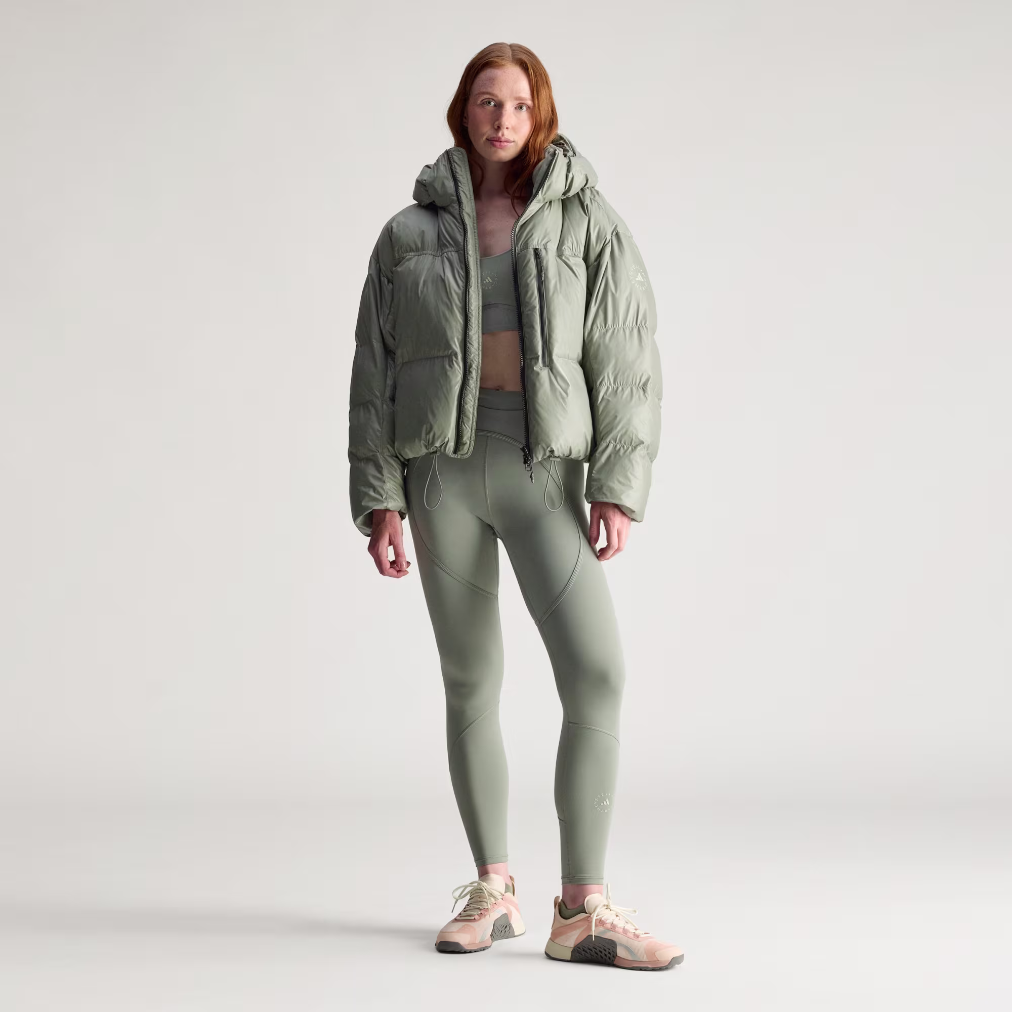 Adidas ქალის  ქურთუკი
