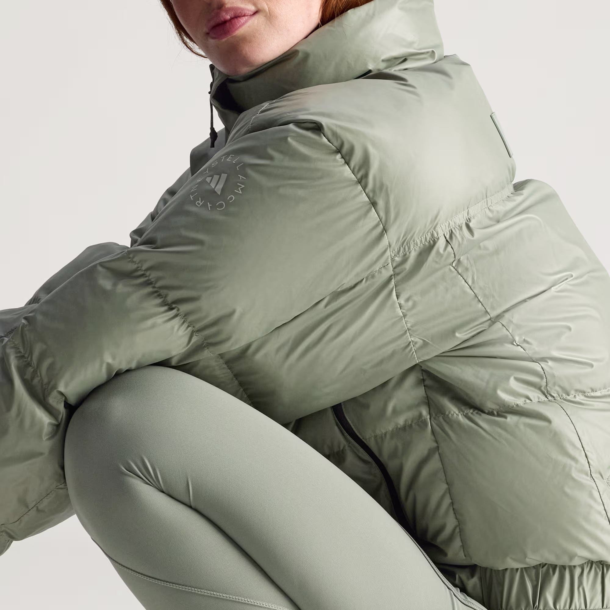 Adidas ქალის  ქურთუკი