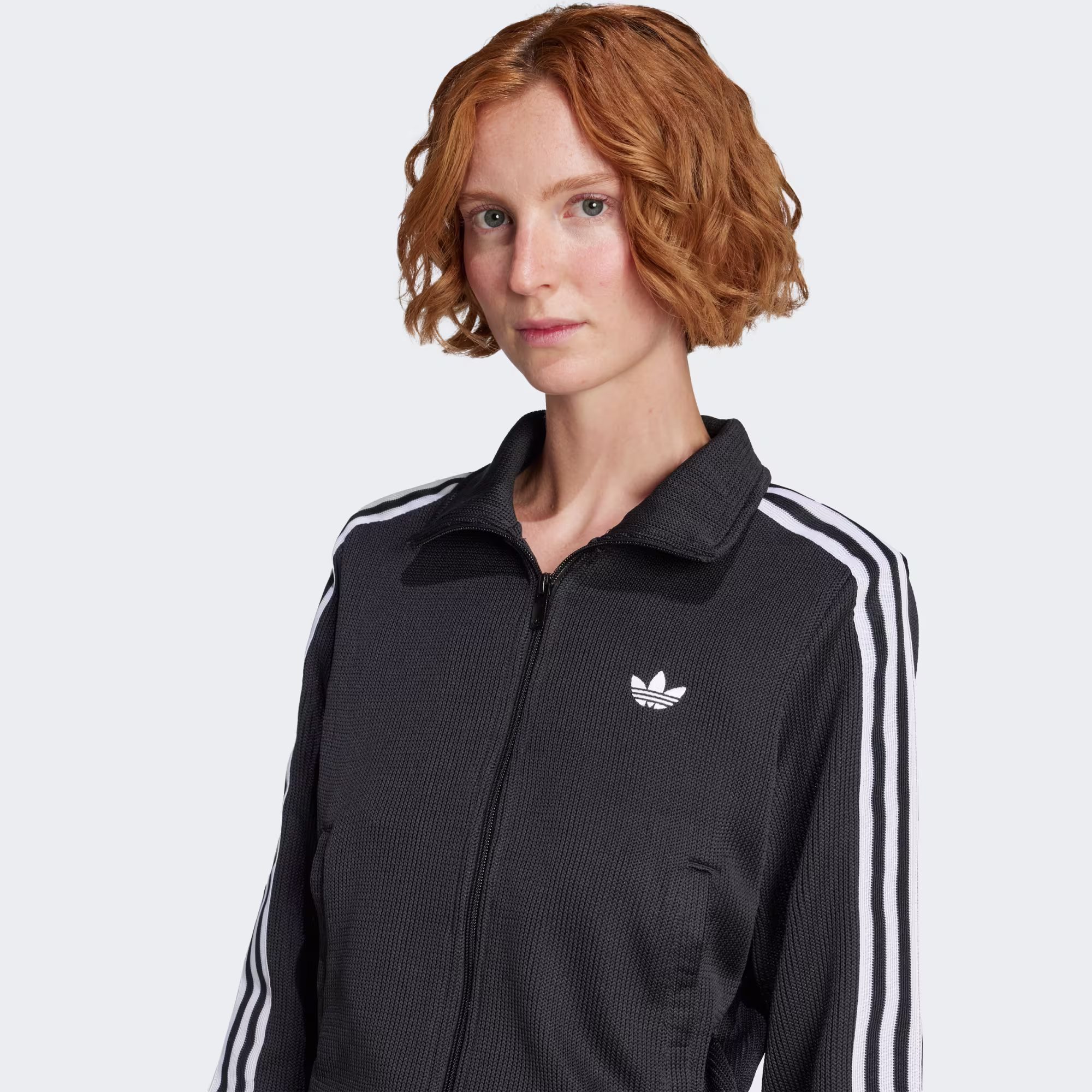 Adidas ქალის ჯემპრი