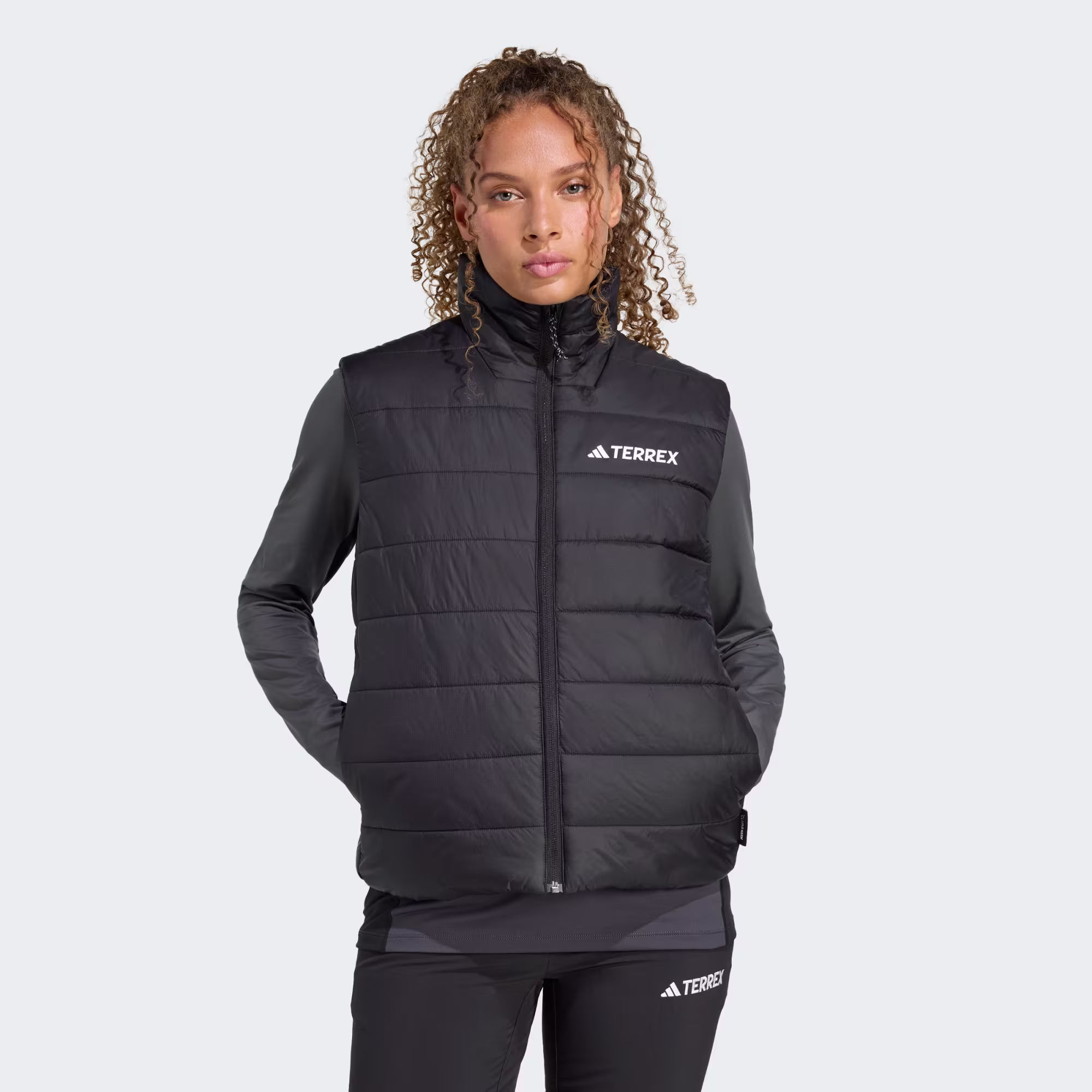 Adidas ქალის  ქურთუკი