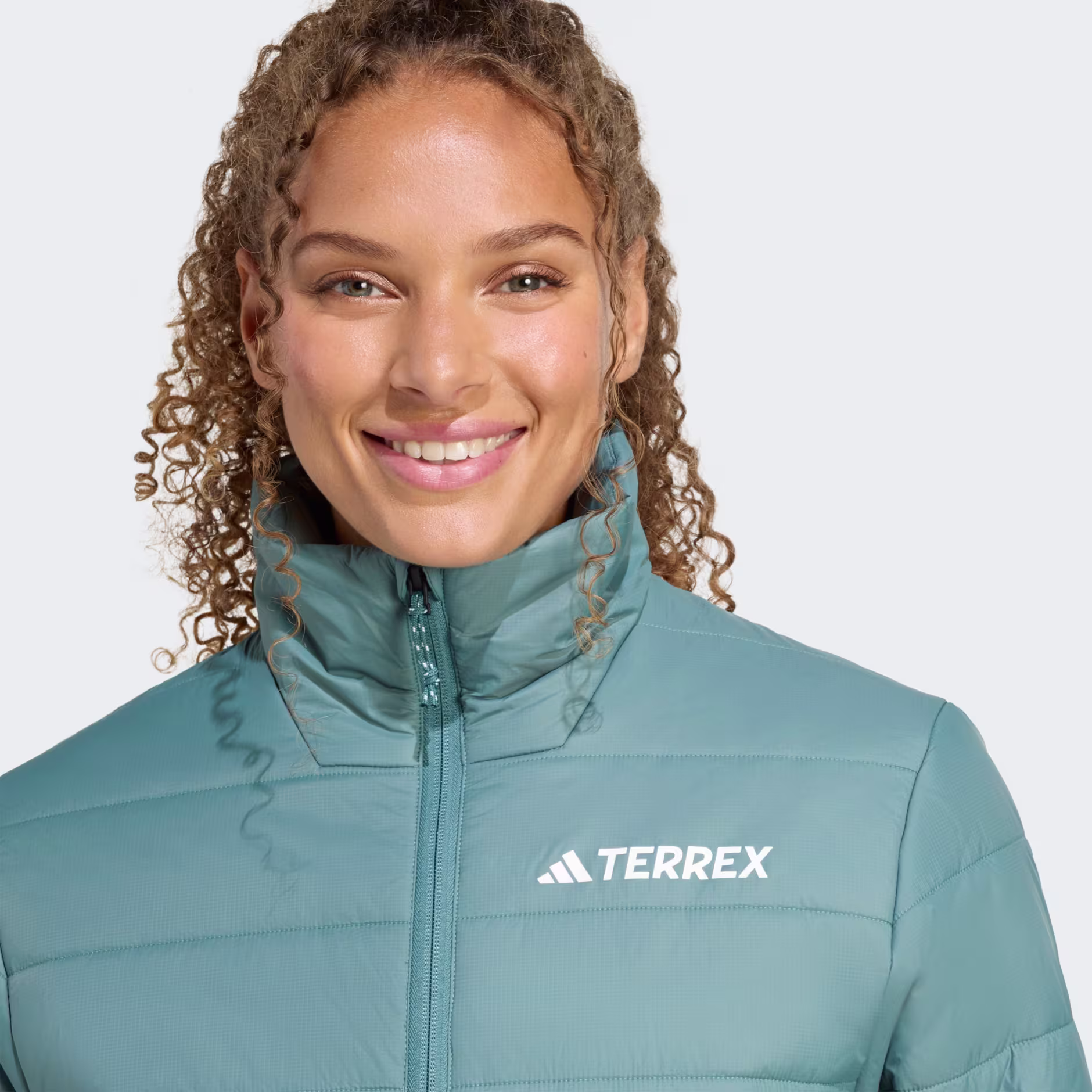 Adidas ქალის  ქურთუკი