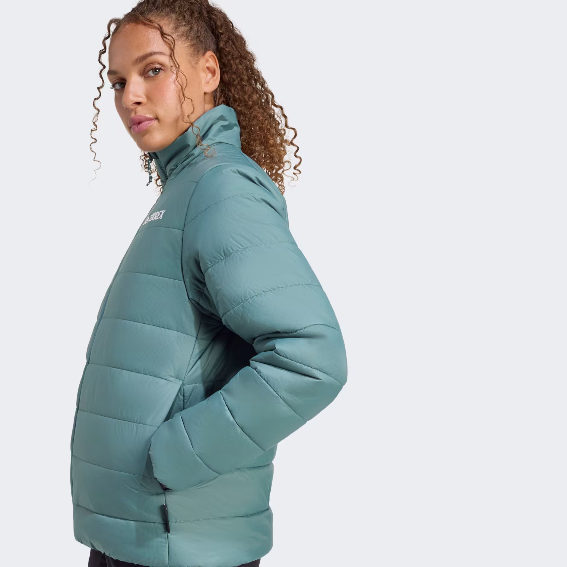 Adidas ქალის  ქურთუკი