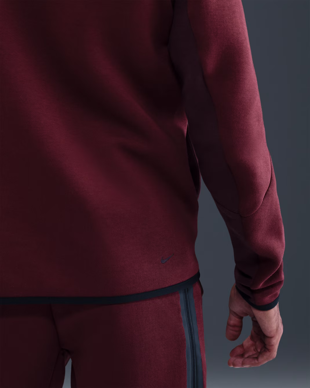 Nike მამაკაცის ჯემპრი