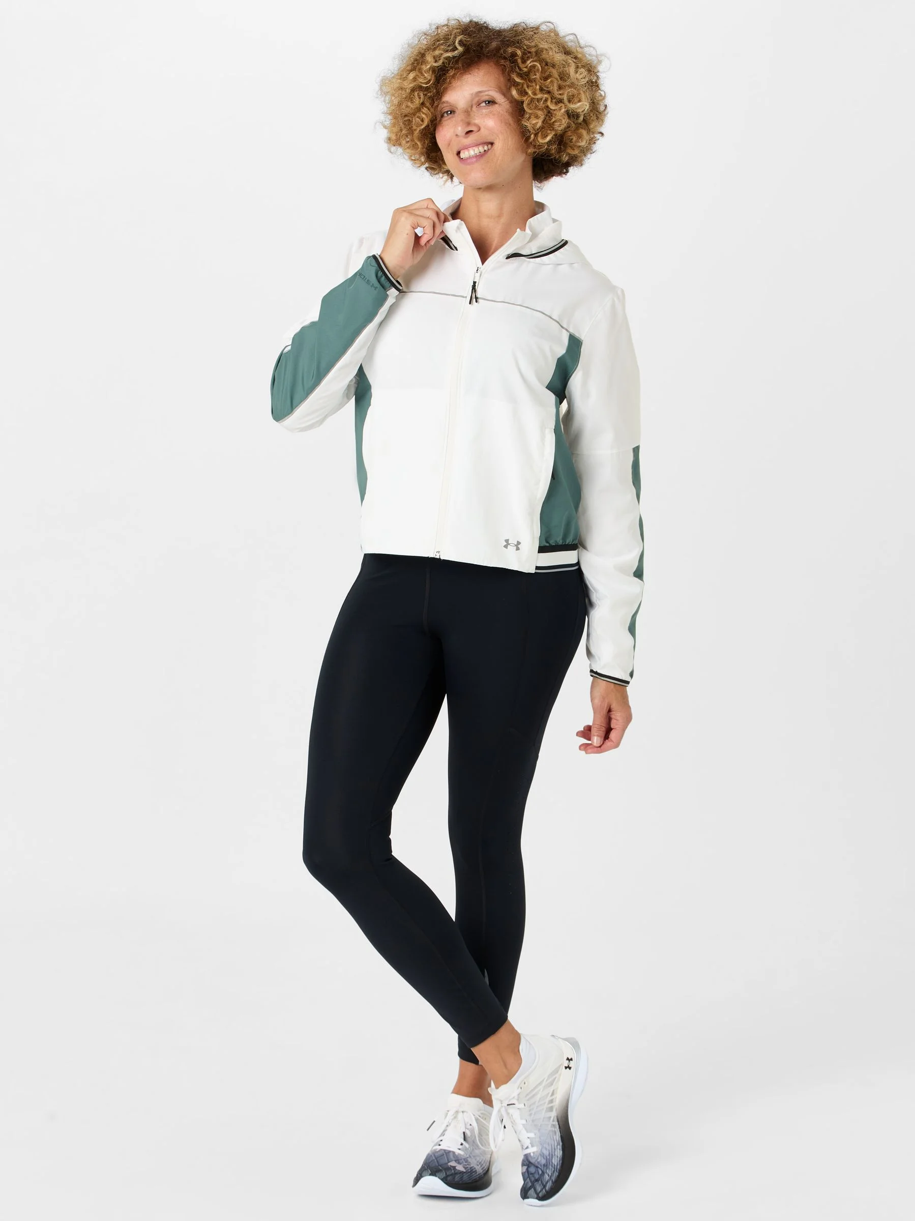 Under Armour ქალის ჯემპრი