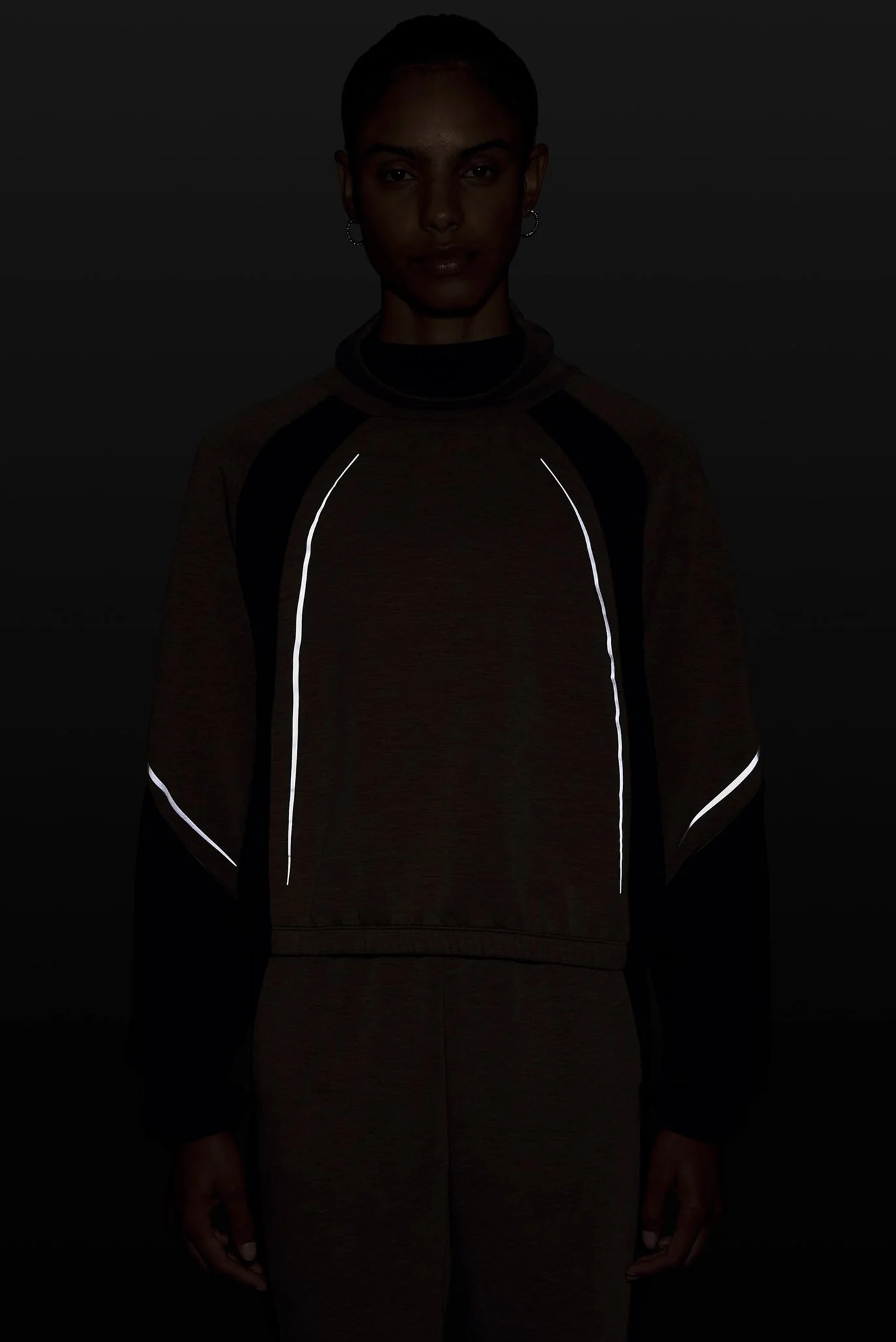 Under Armour ქალის ჯემპრი
