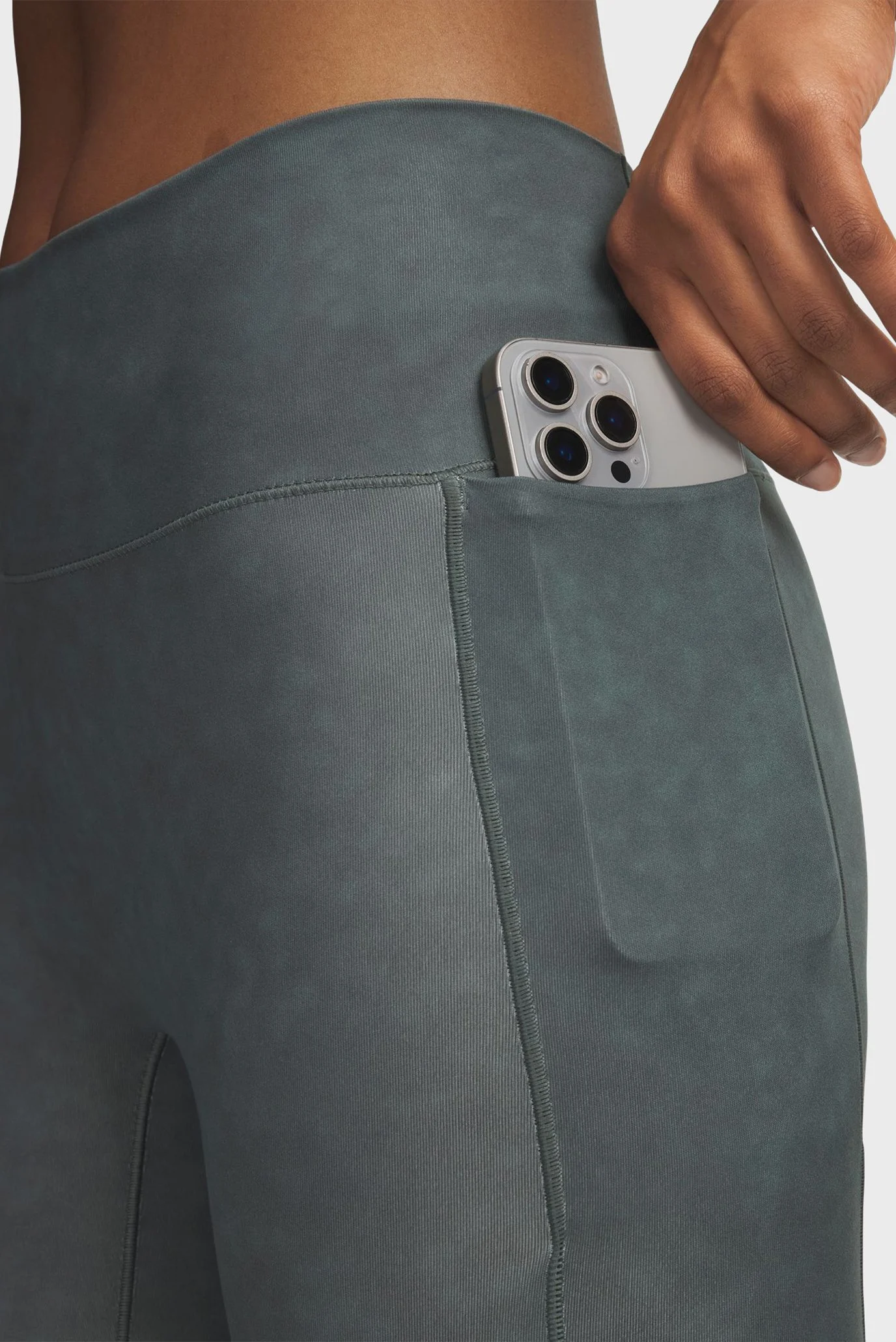 Under Armour ქალის შარვალი