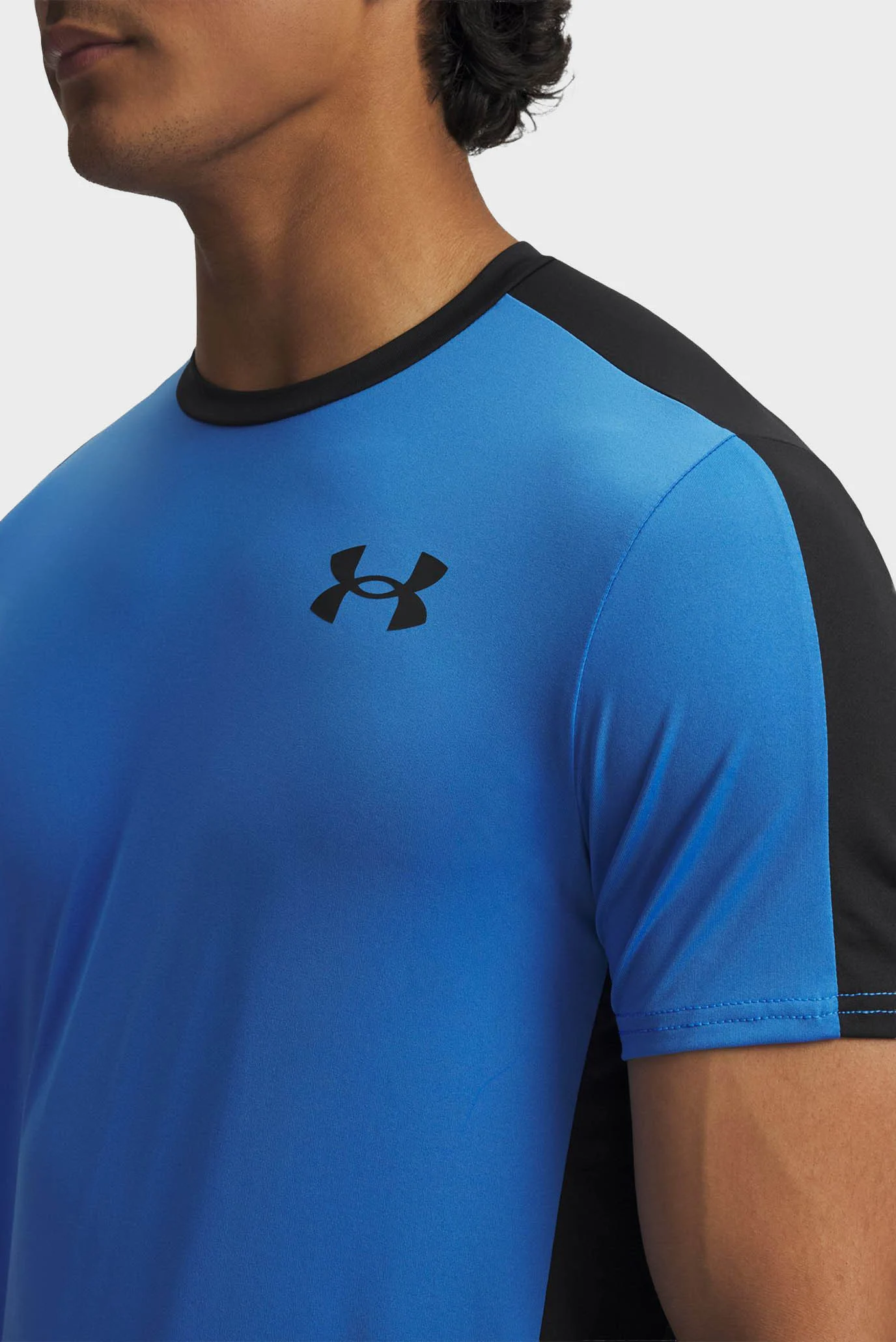Under Armour მამაკაცის მაისური