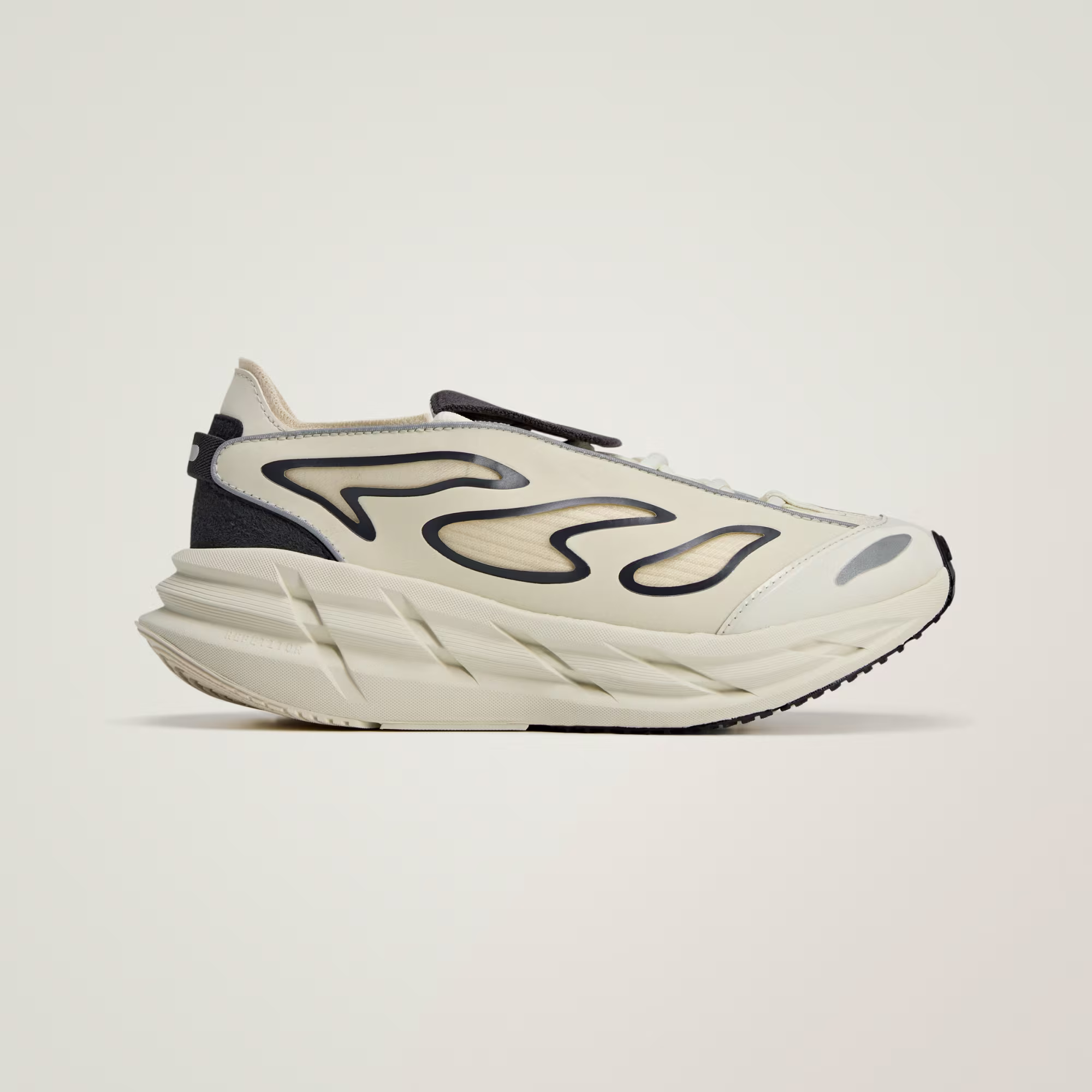 Adidas ქალის სპორტული ფეხსაცმელი