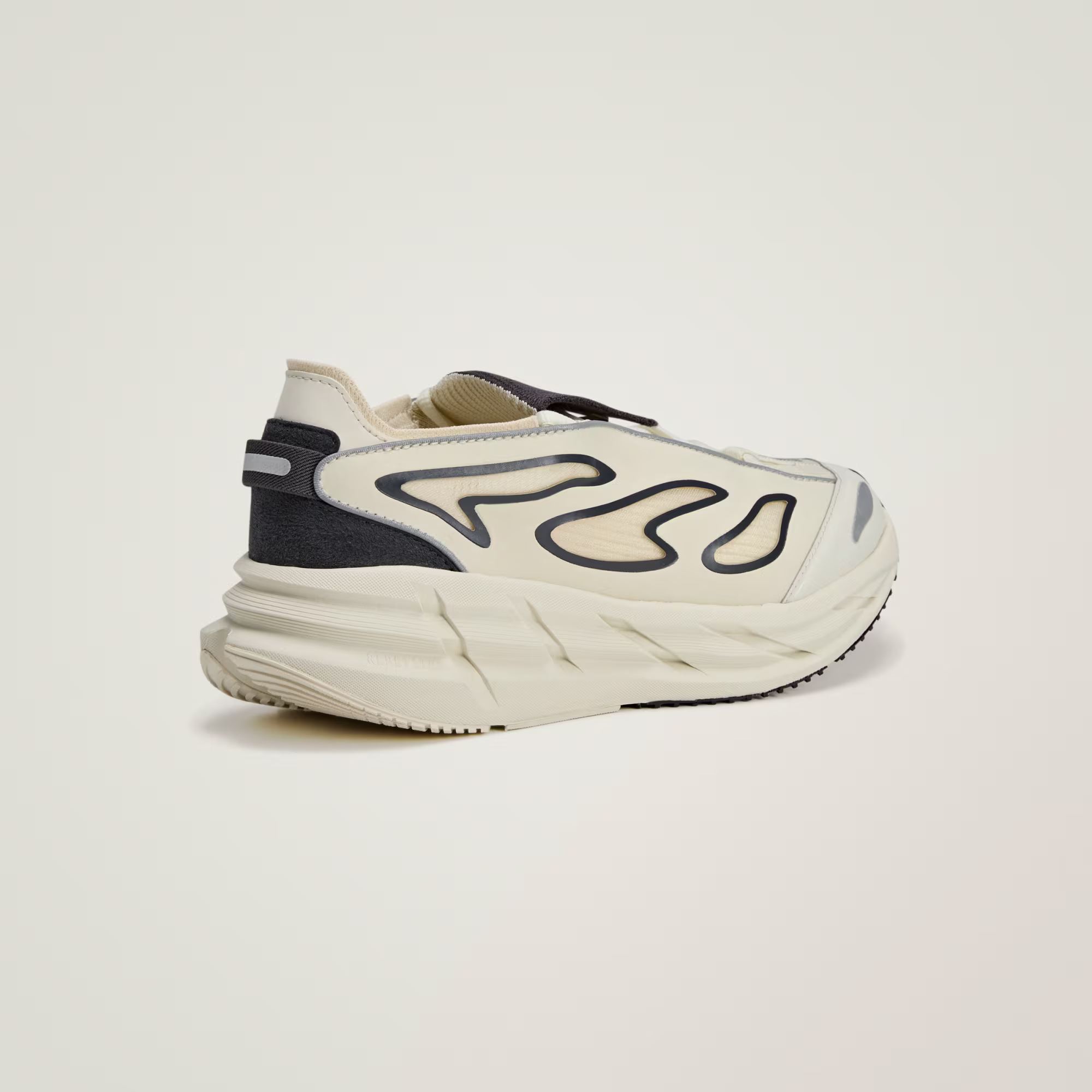 Adidas ქალის სპორტული ფეხსაცმელი
