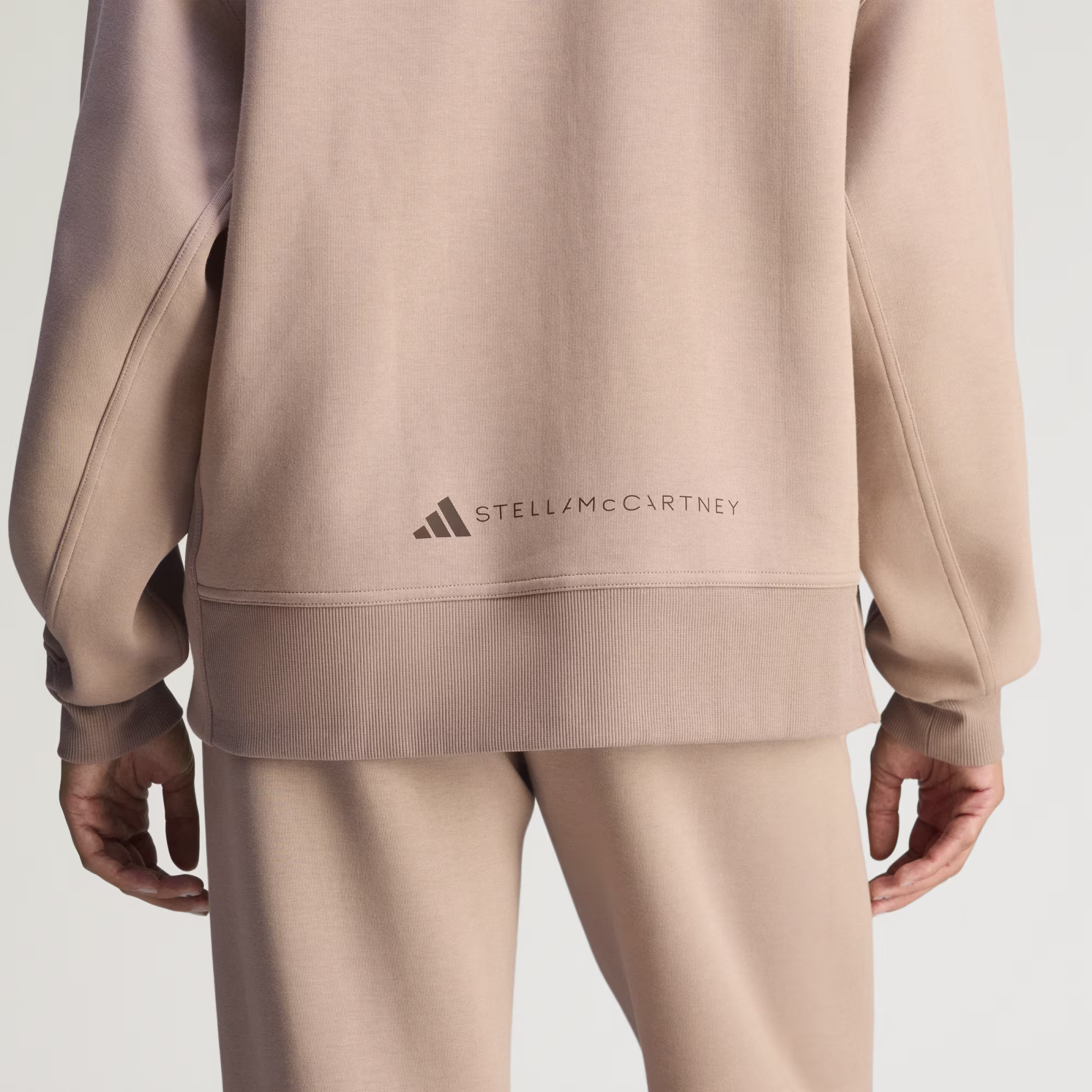 Adidas ქალის ჯემპრი