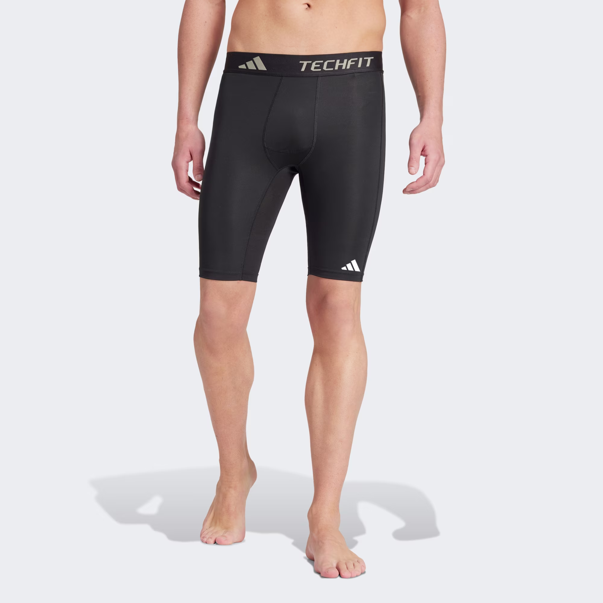 Adidas მამაკაცის შორტი TF BASE SHORT T
