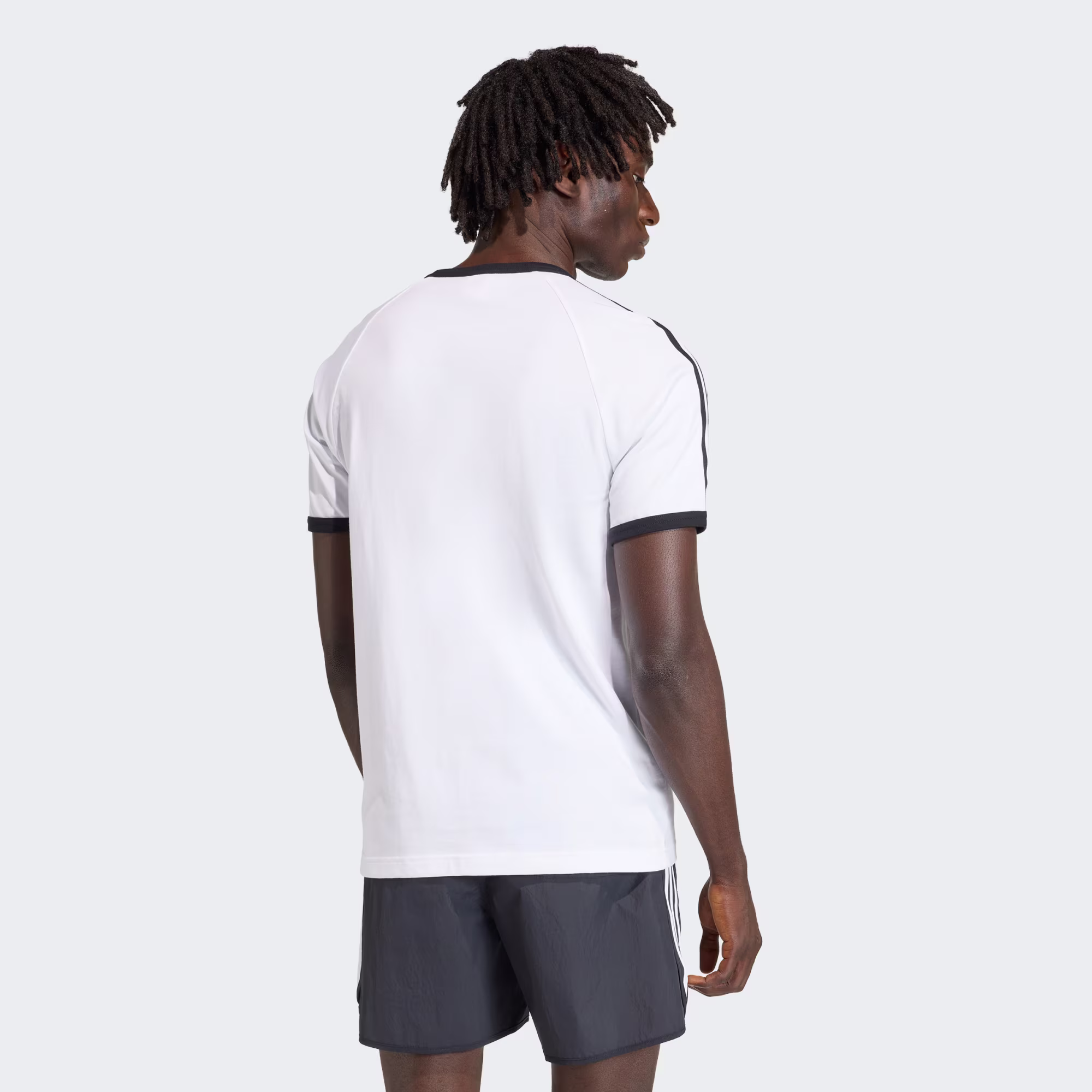Adidas მამაკაცის მაისური