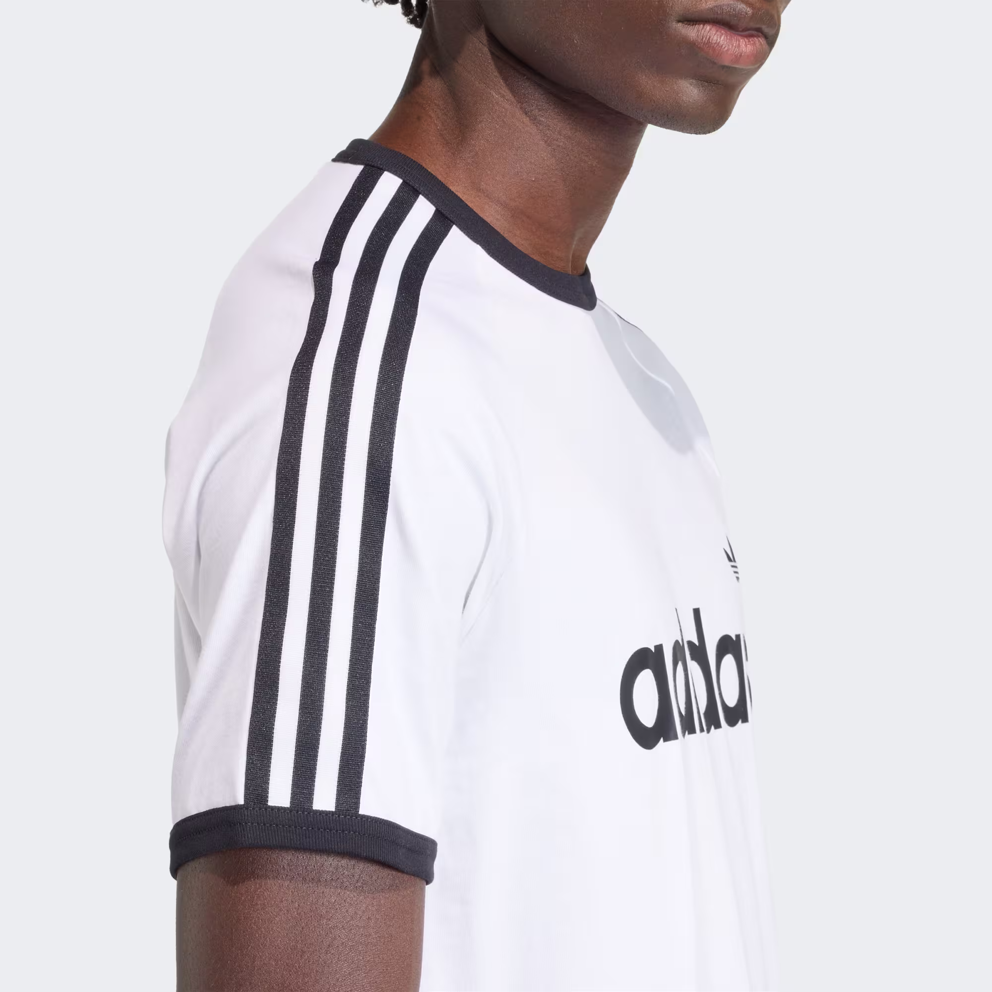 Adidas მამაკაცის მაისური