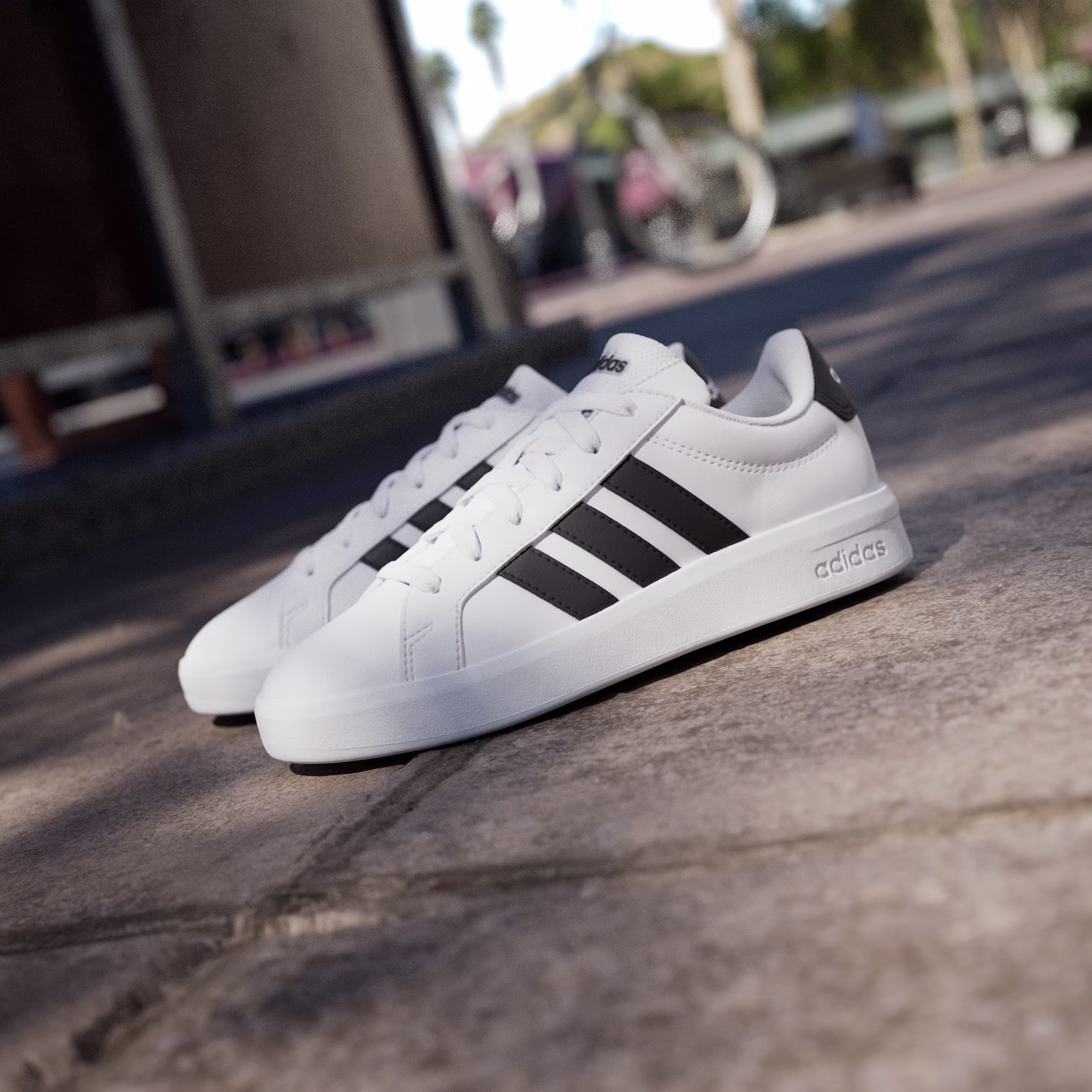 Adidas ბავშვის სპორტული ფეხსაცმელი