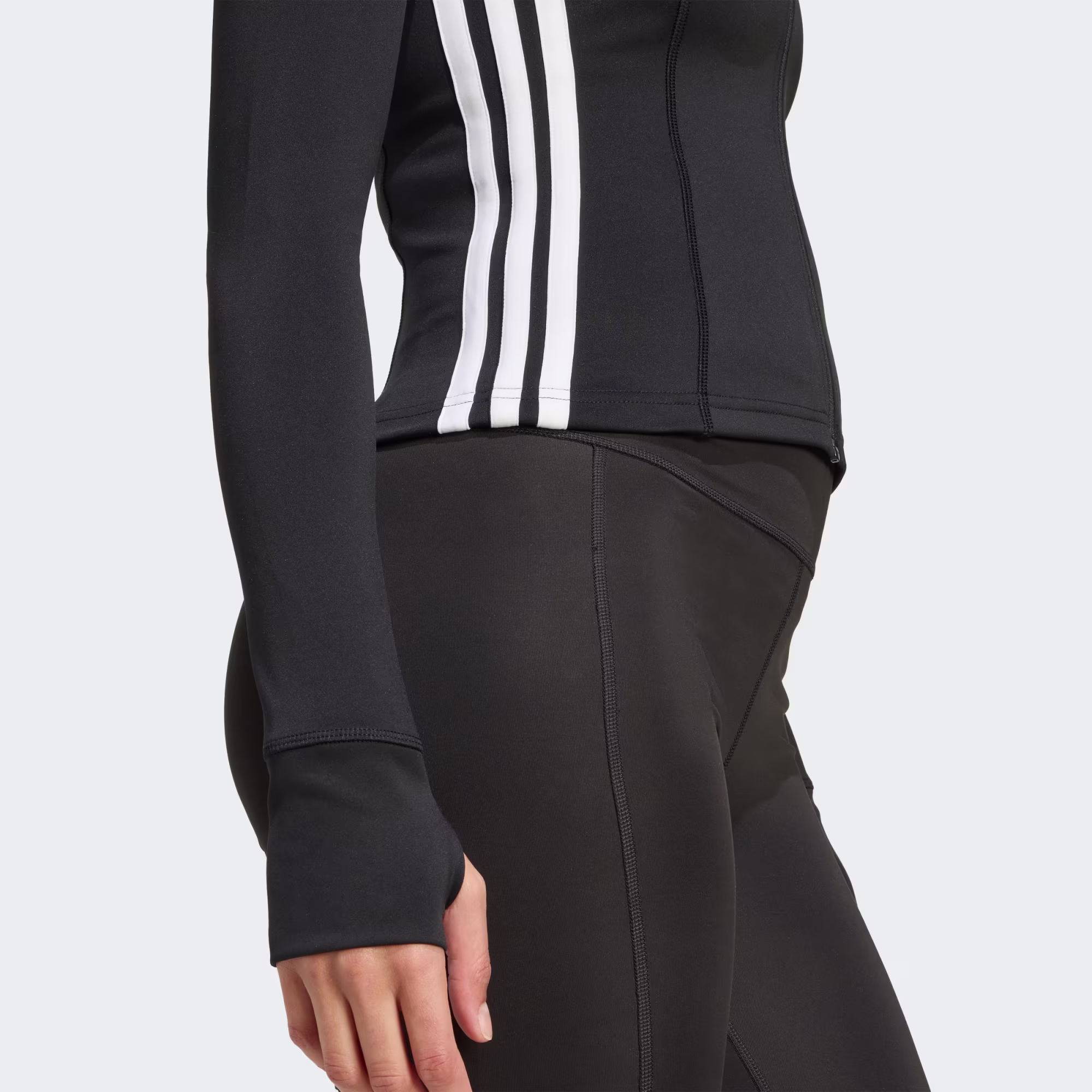 Adidas ქალის ჯემპრი