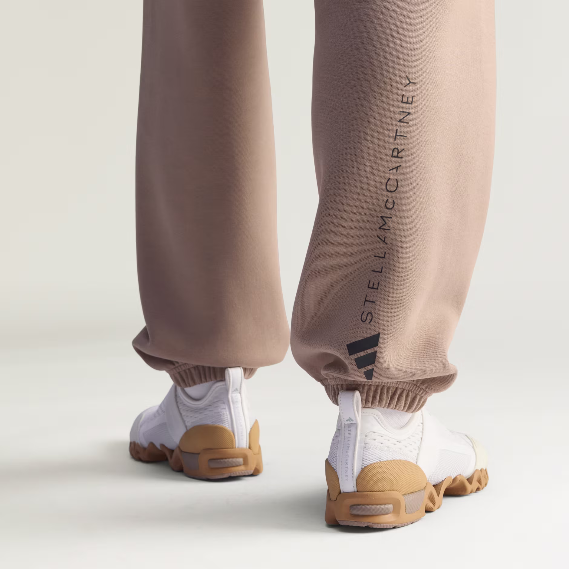 Adidas ქალის შარვალი