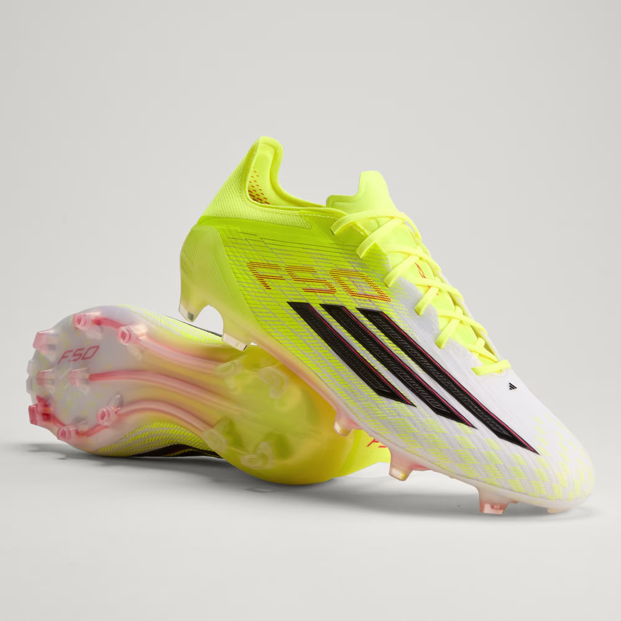 Adidas მამაკაცის სპორტული ფეხსაცმელი