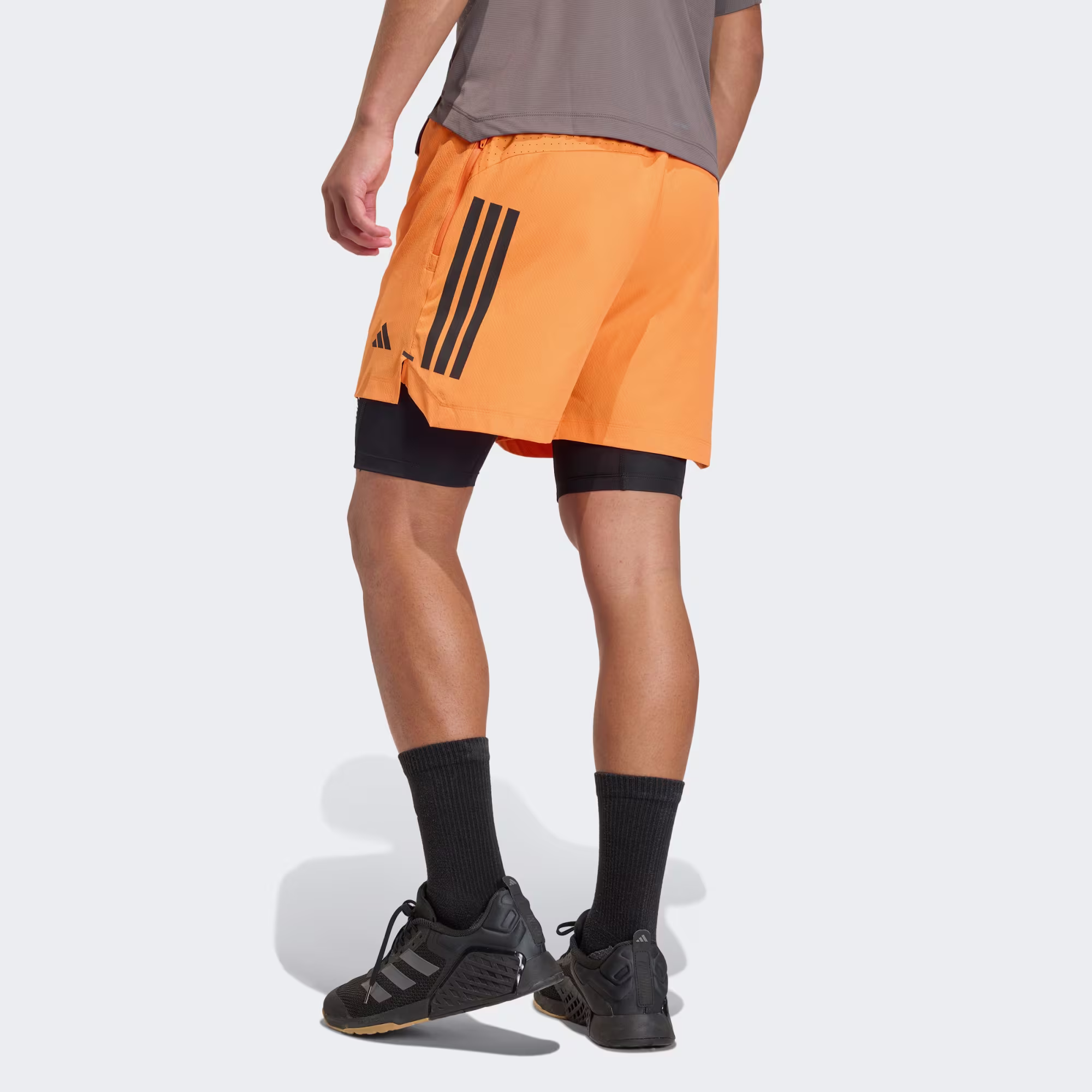 Adidas მამაკაცის შორტი