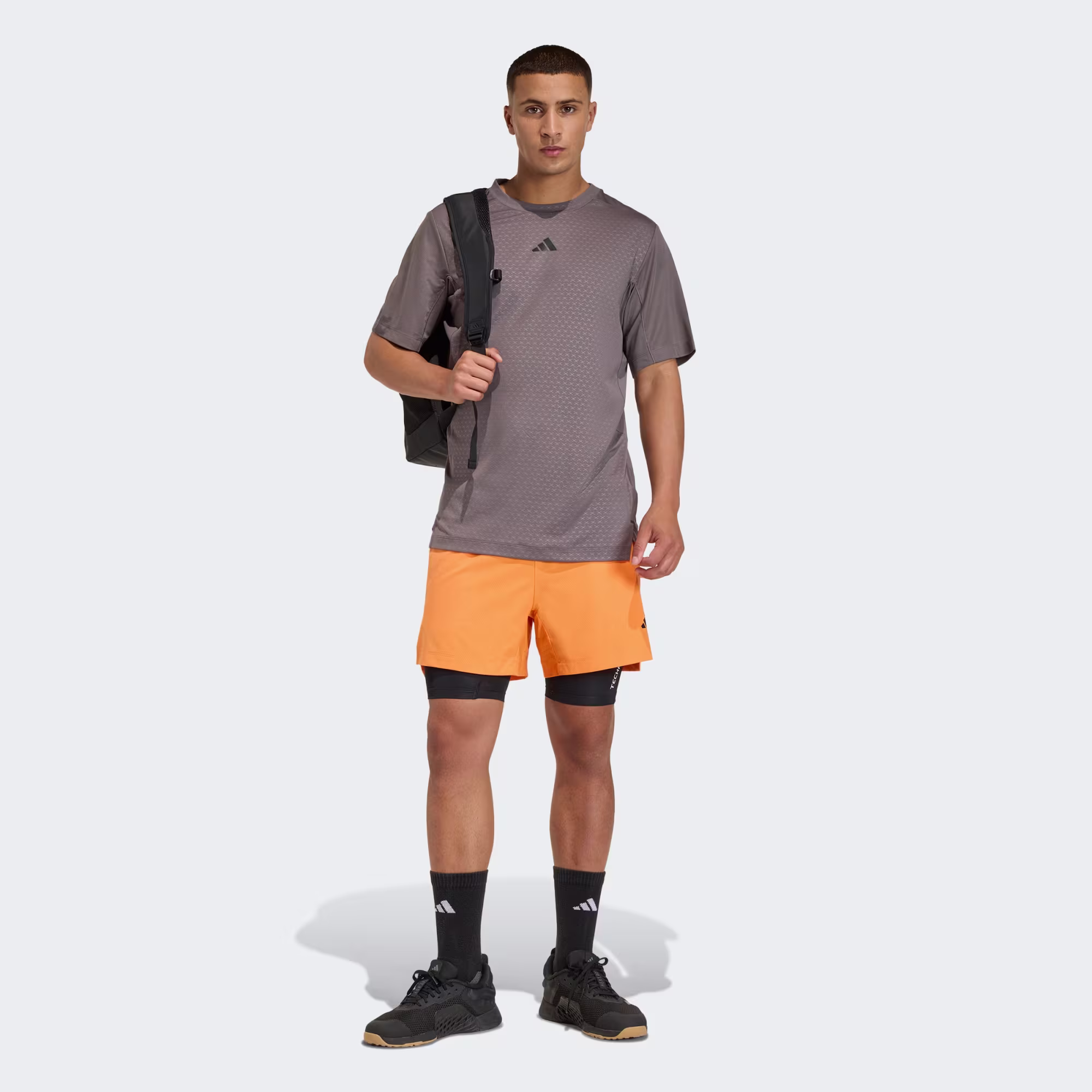 Adidas მამაკაცის შორტი