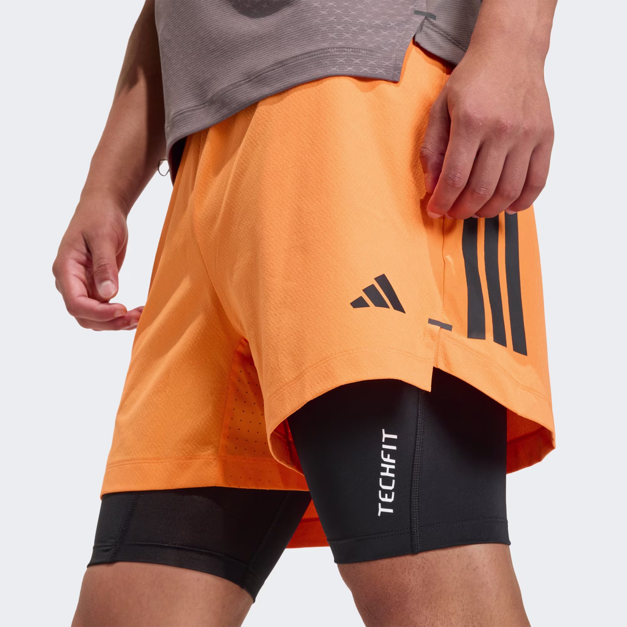 Adidas მამაკაცის შორტი