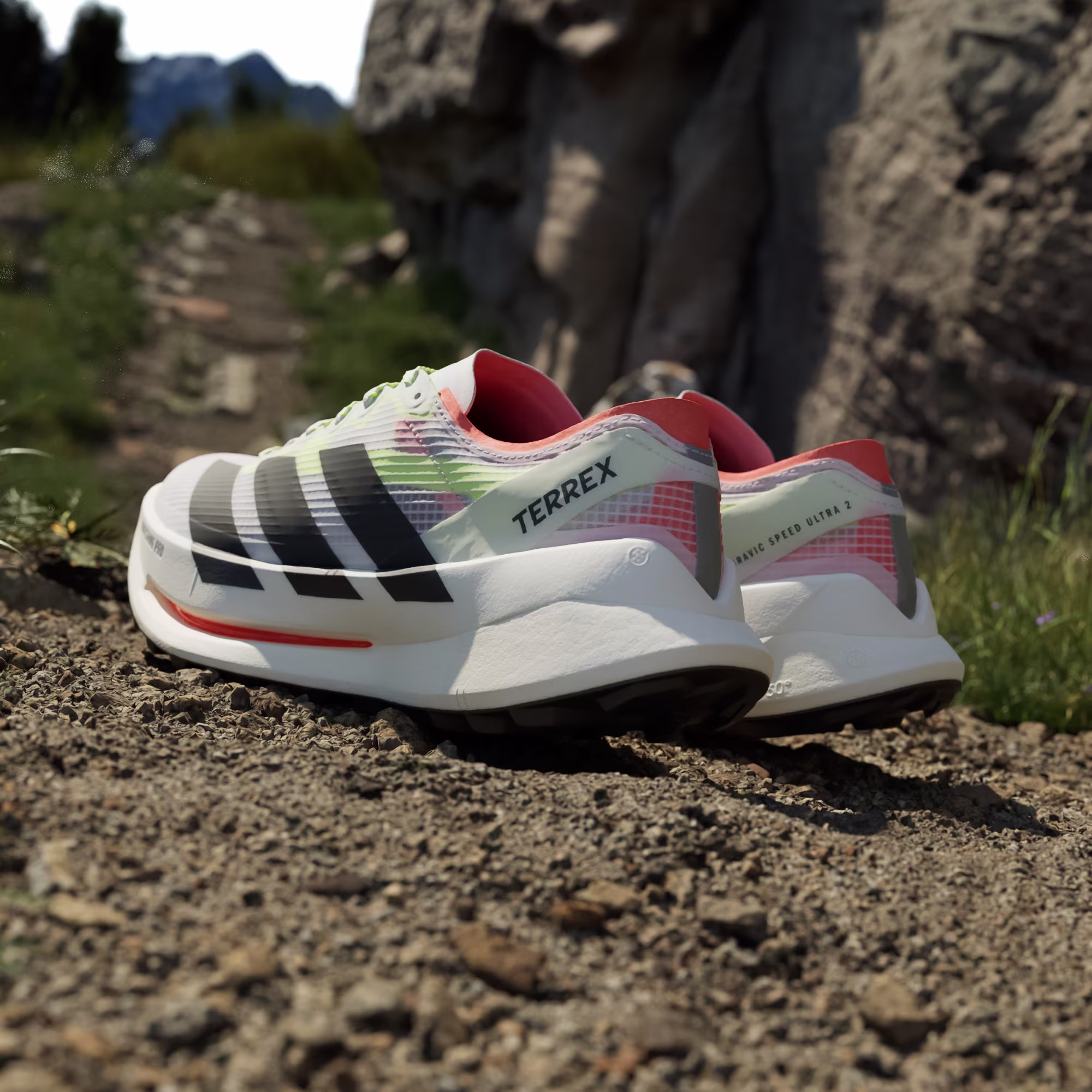 Adidas მამაკაცის სპორტული ფეხსაცმელი