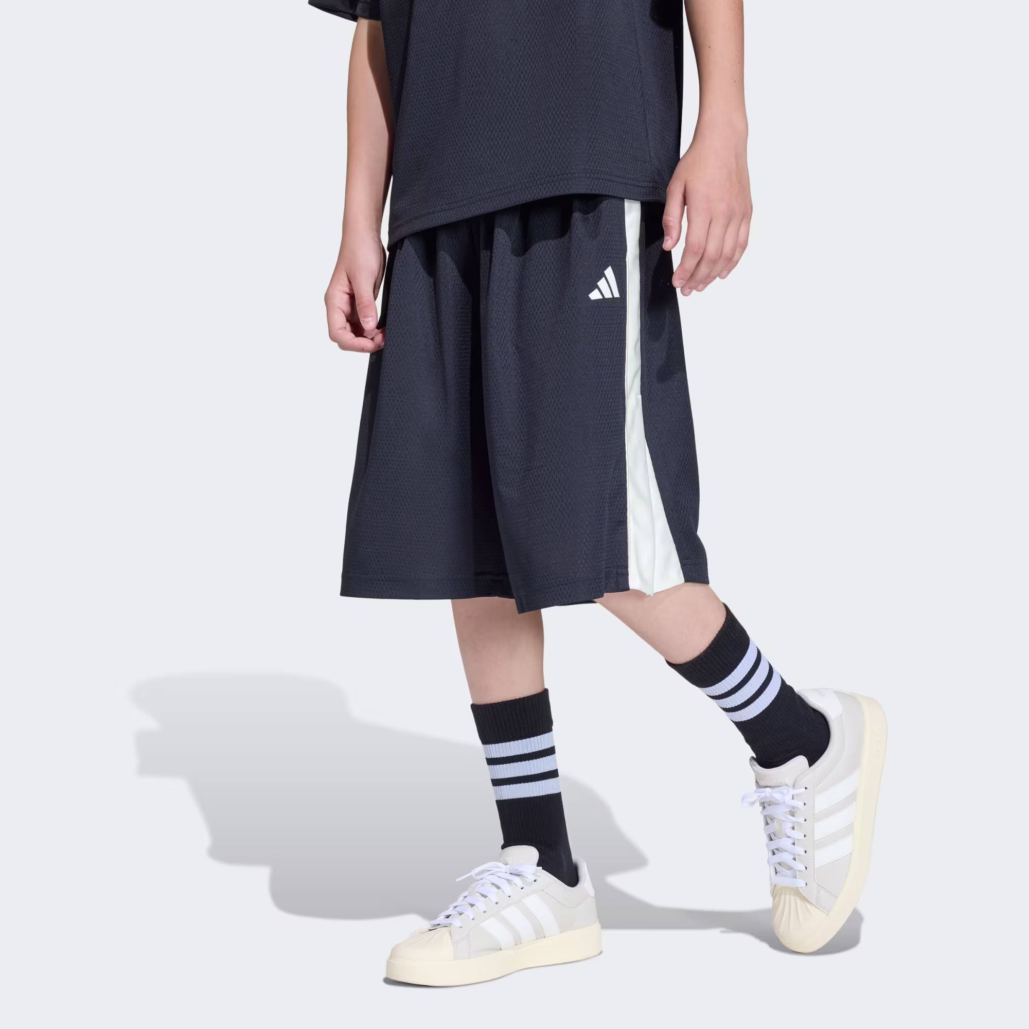 Adidas ბავშვის შორტი